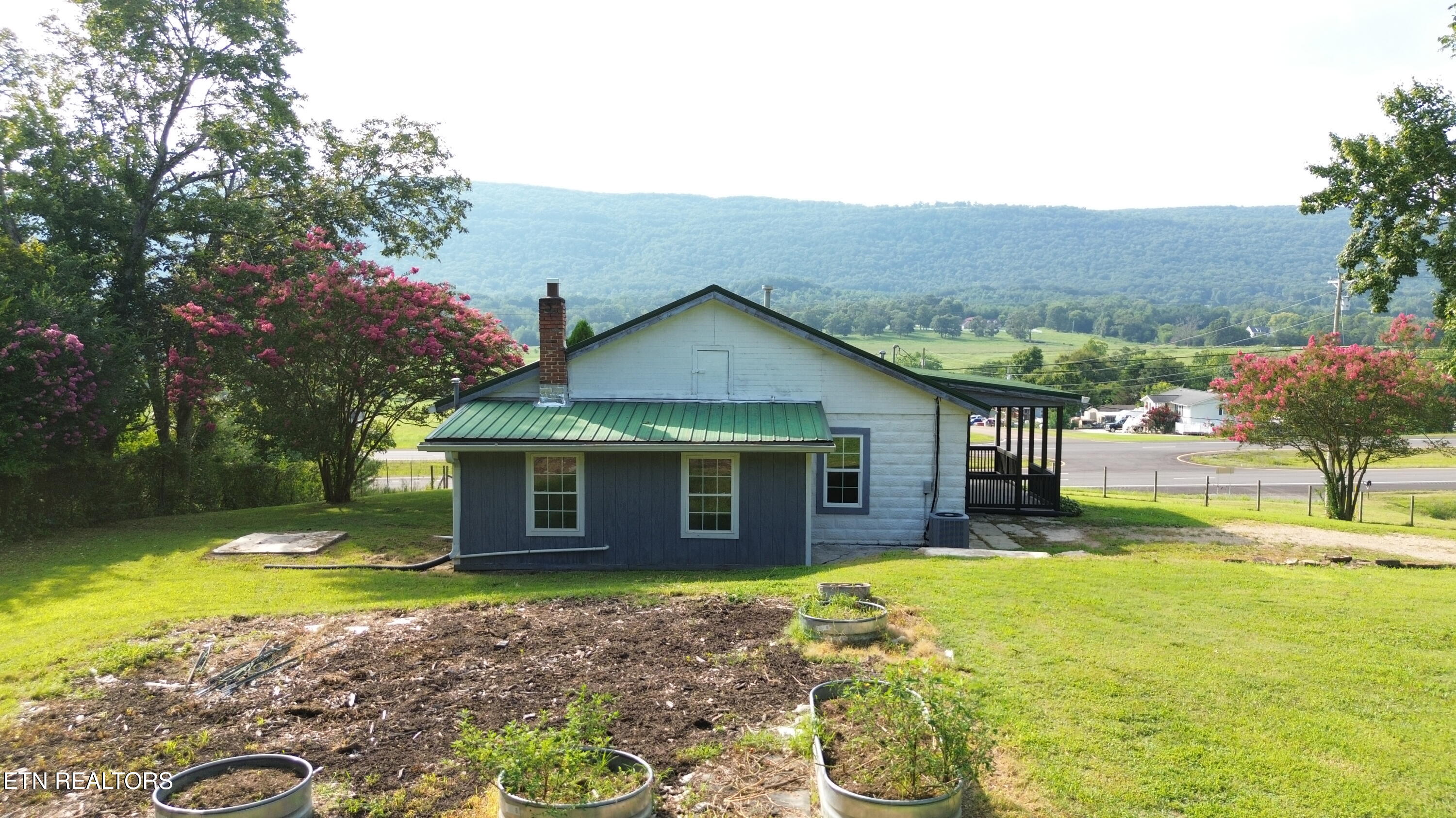 14656 Rhea County Highway Evensville TN 37332