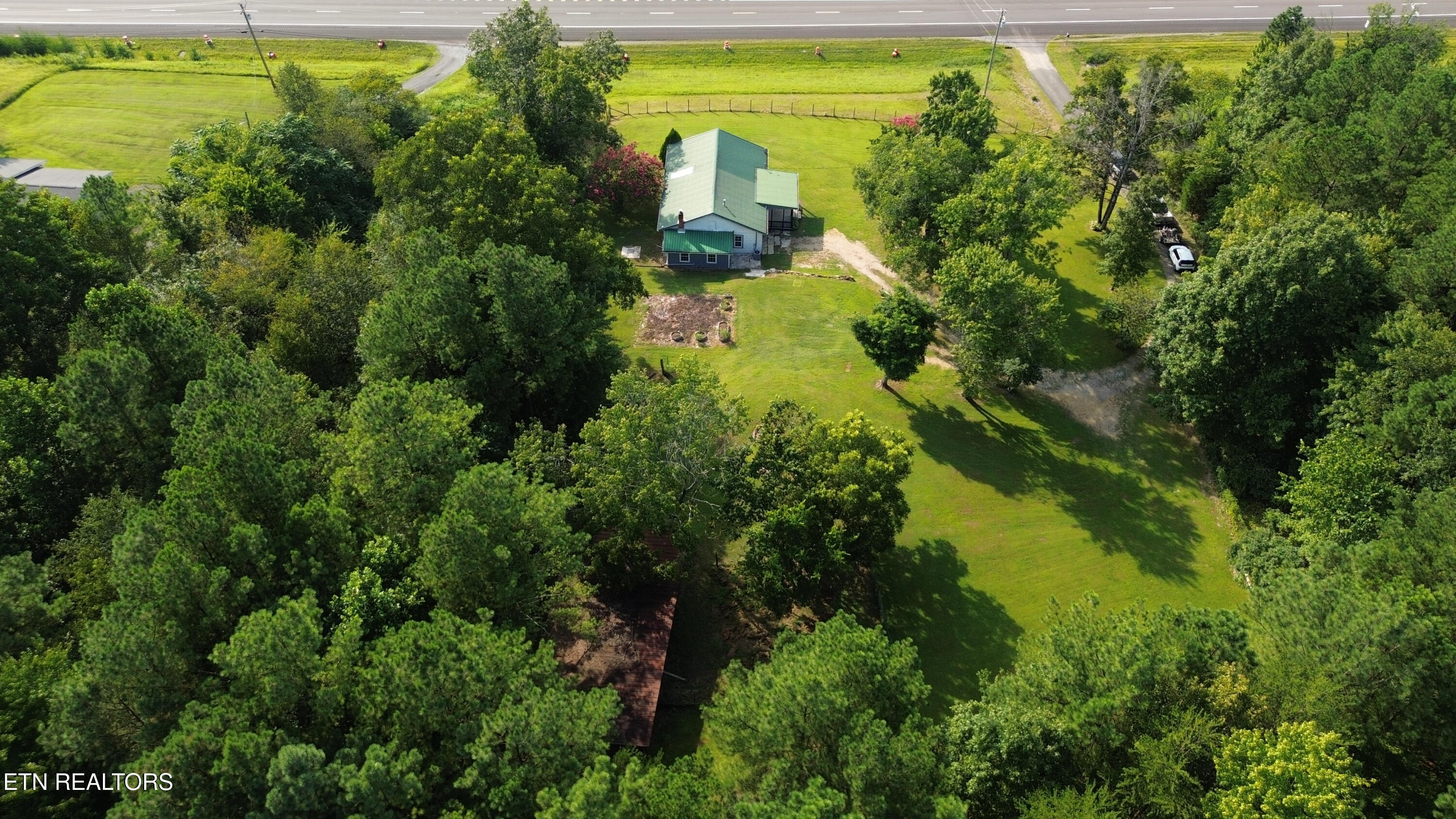 14656 Rhea County Highway Evensville TN 37332
