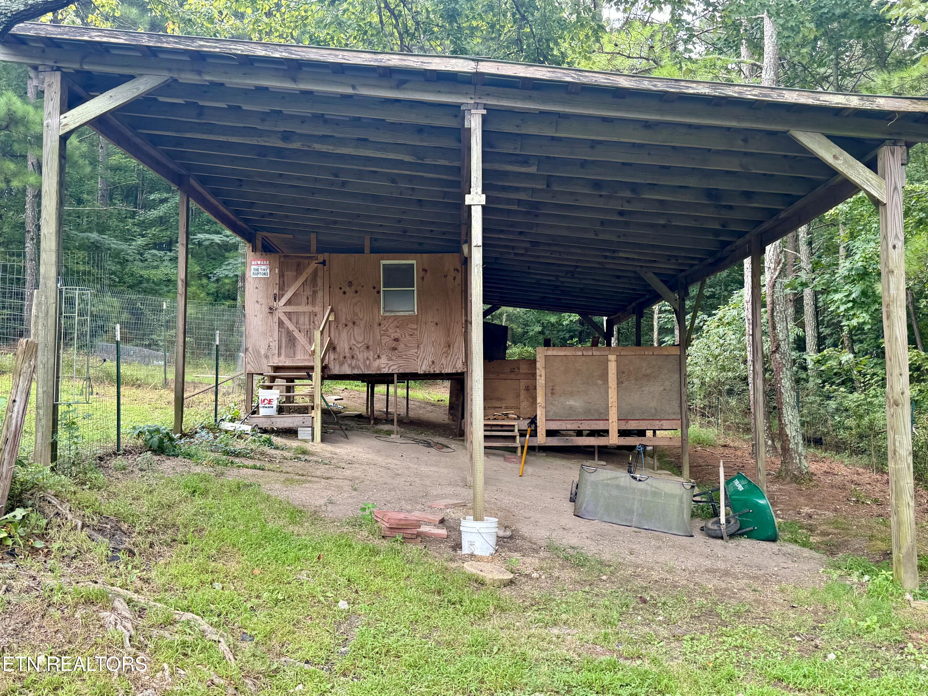 14656 Rhea County Highway Evensville TN 37332