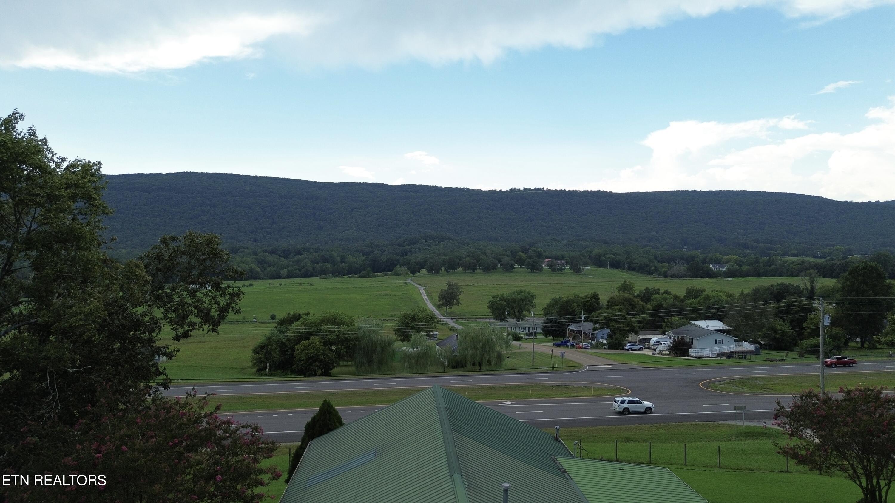 14656 Rhea County Highway Evensville TN 37332