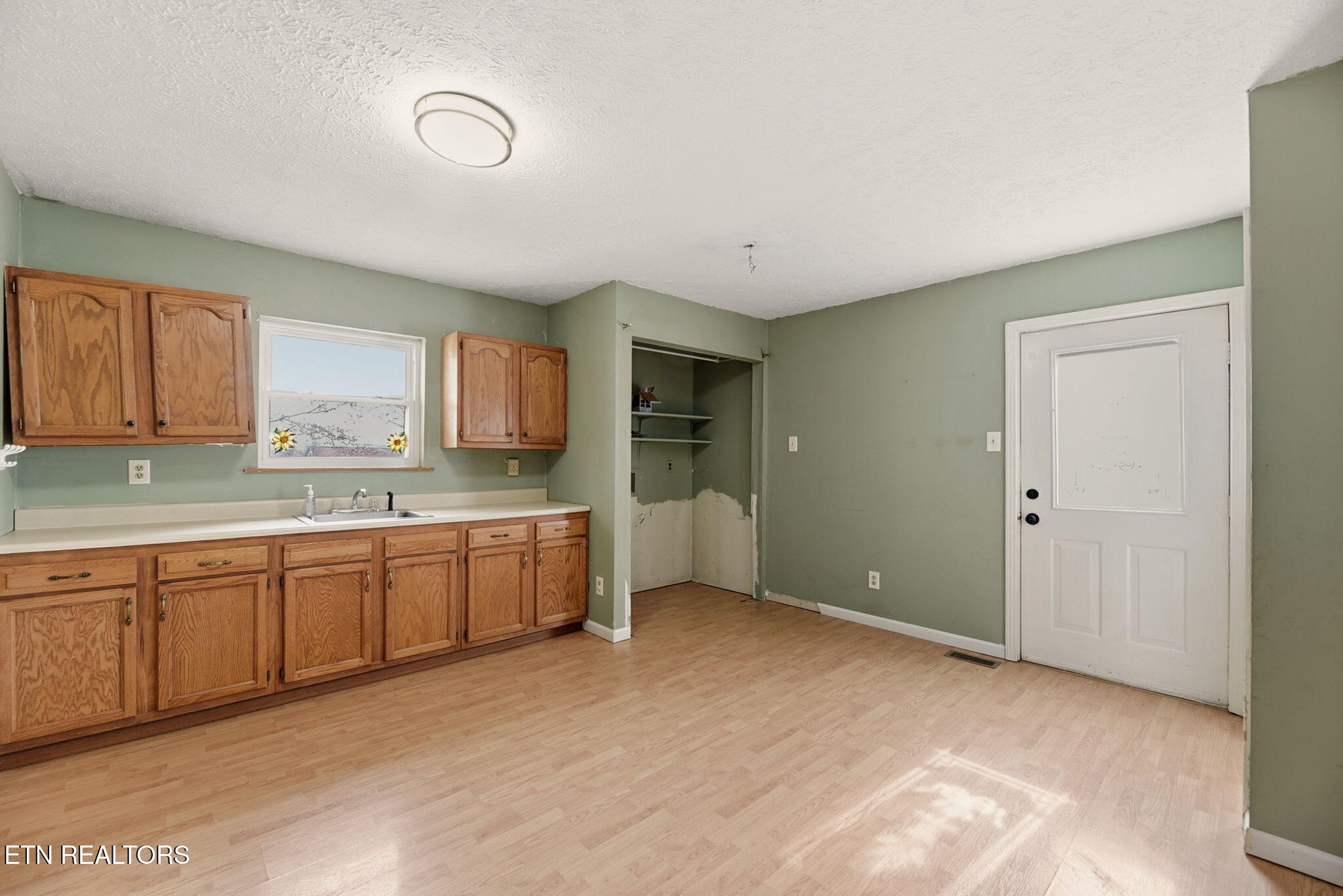 2616 Best Road Maryville TN 37803