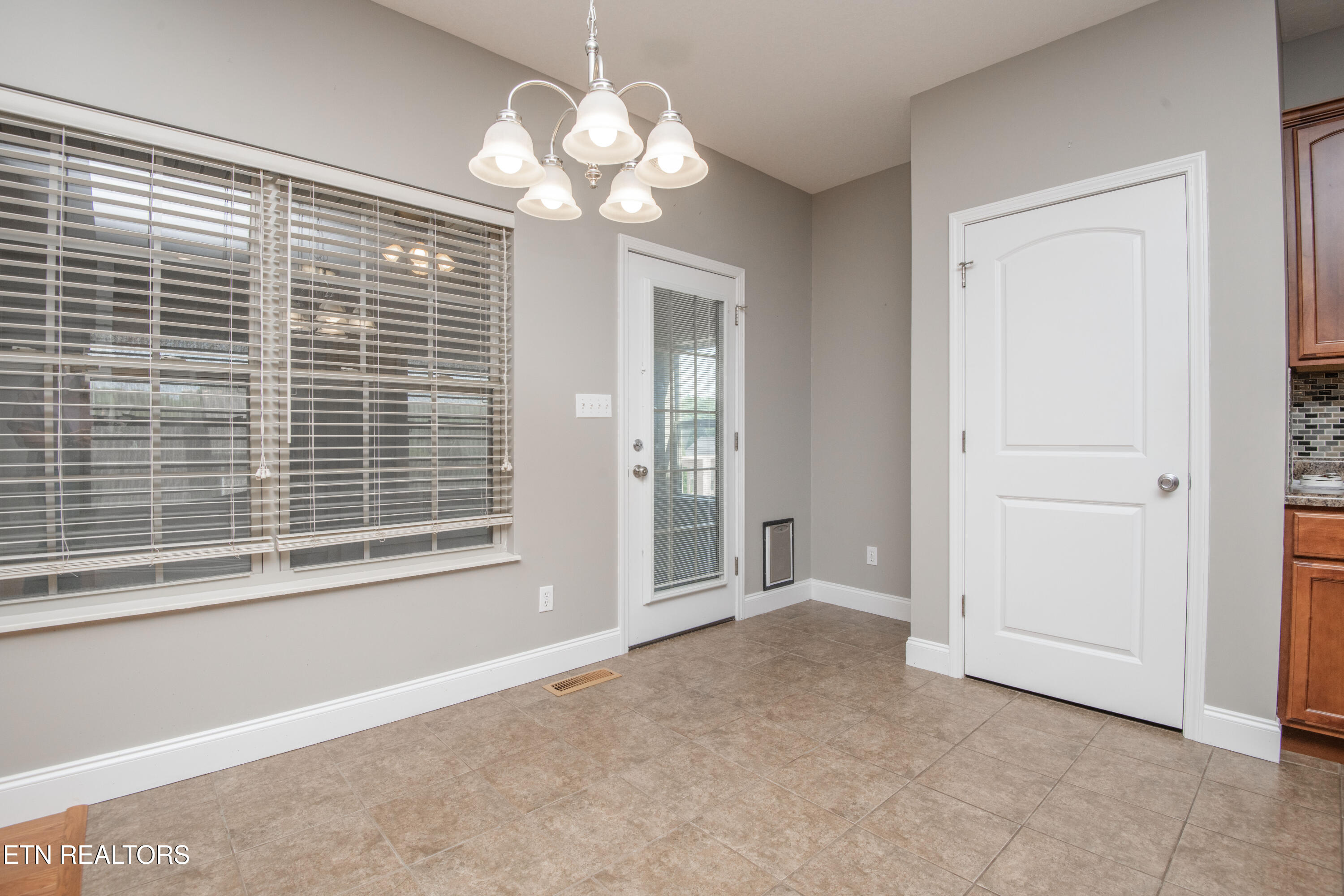 5551 Meadow Wells Drive Knoxville TN 37924