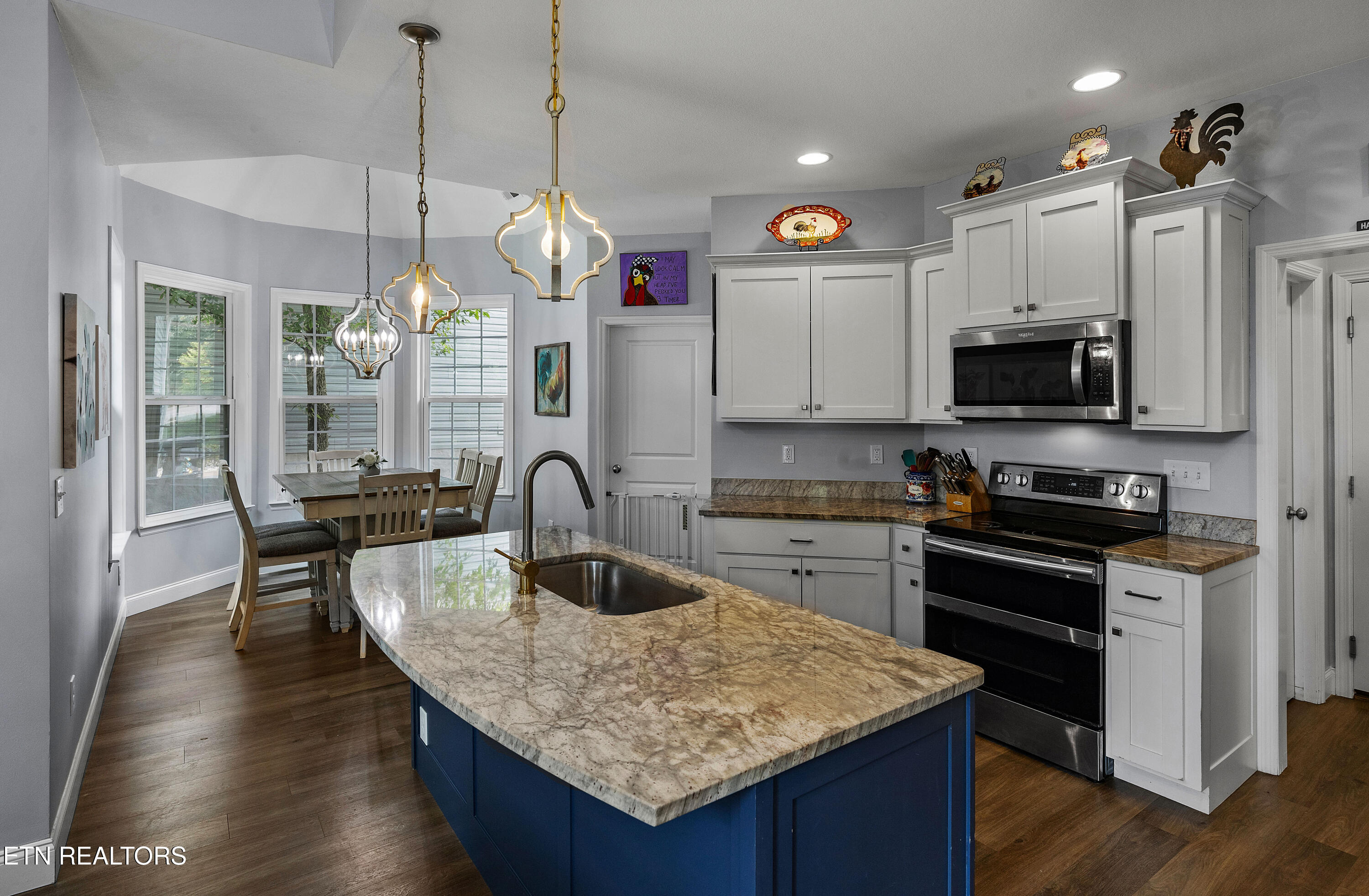 1084 Hillside Lane Lenoir City TN 37771