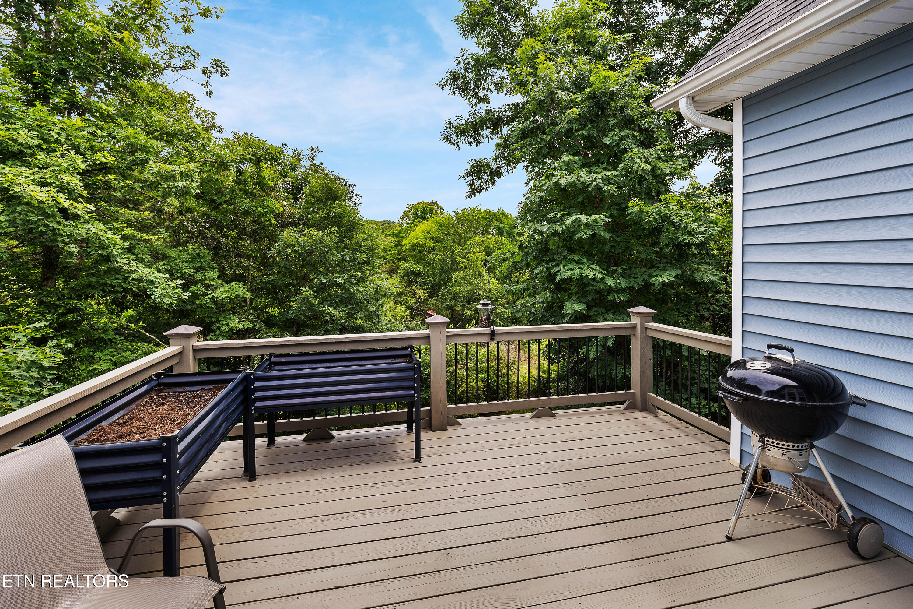 1084 Hillside Lane Lenoir City TN 37771