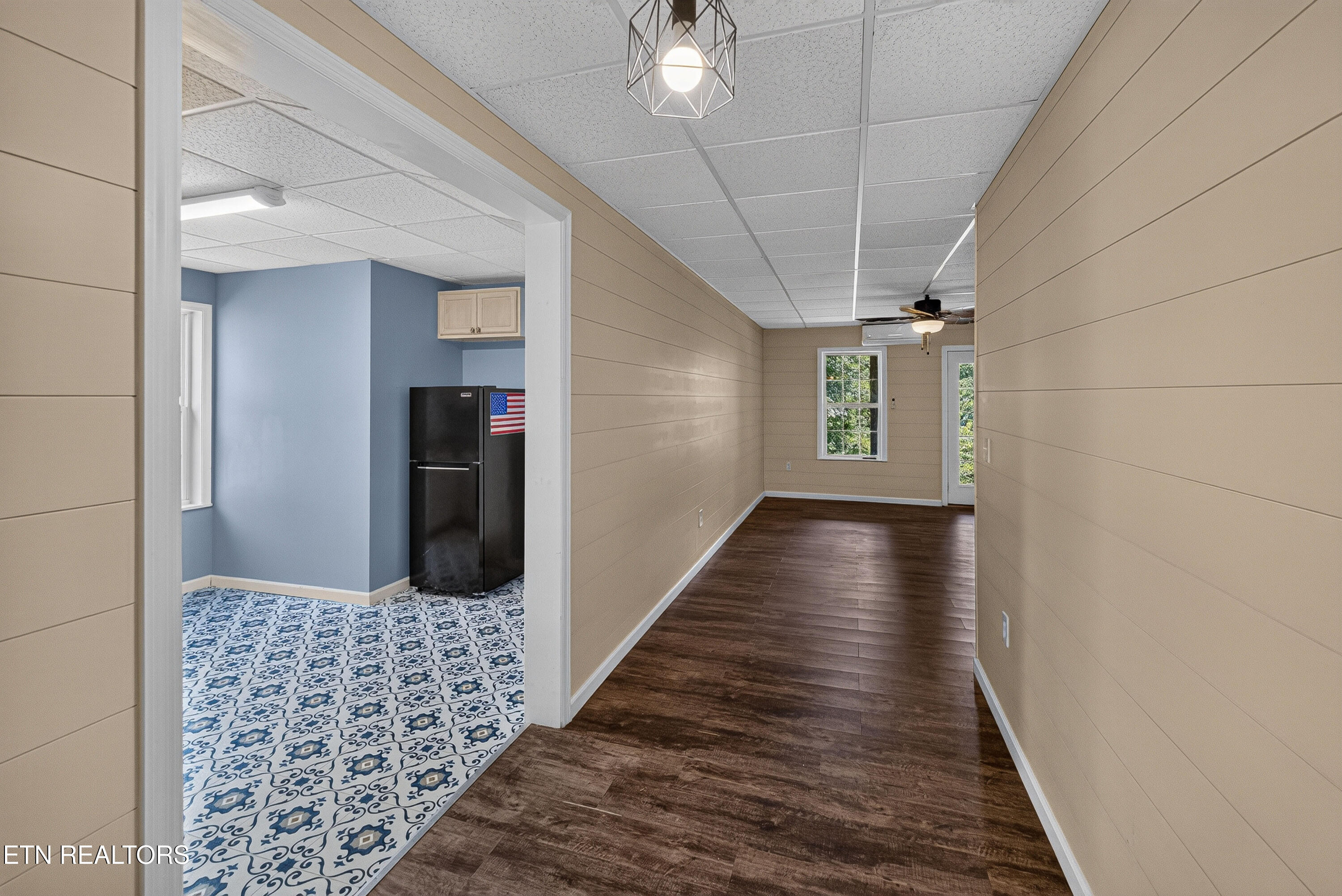 1084 Hillside Lane Lenoir City TN 37771