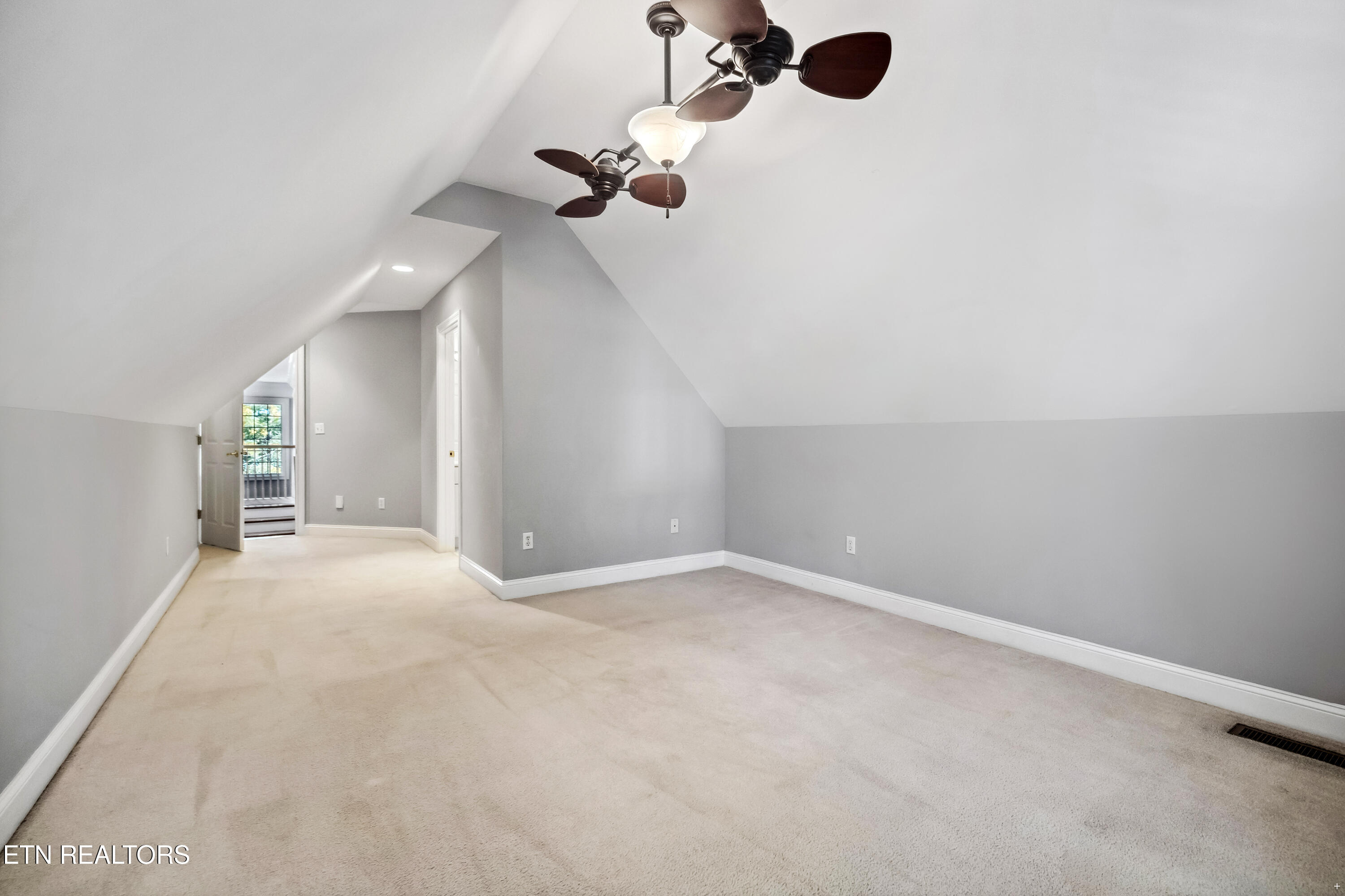 516 Wyndham Hall Lane Knoxville TN 37934
