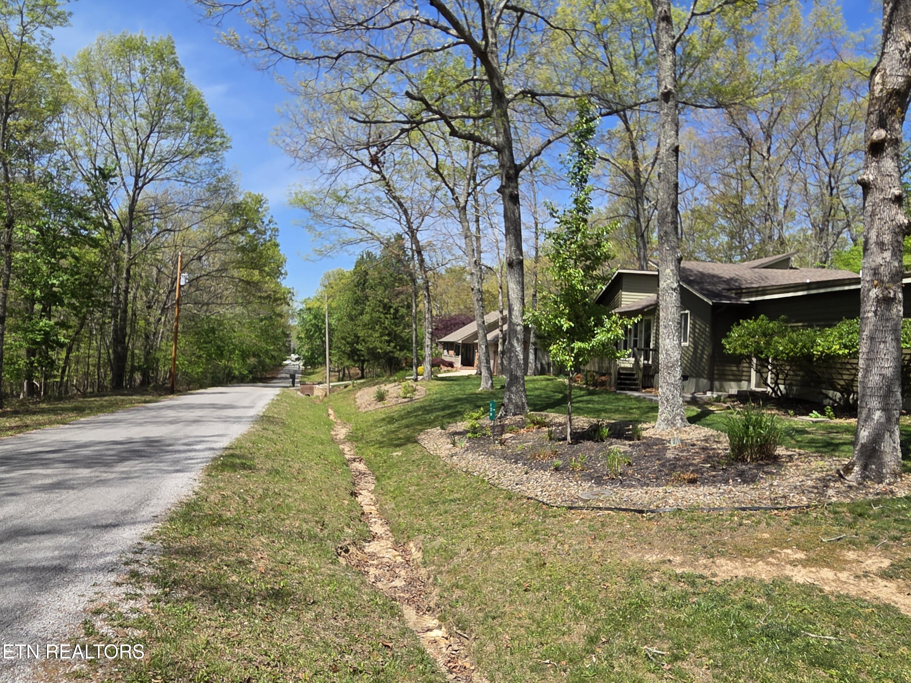 129 Norcross Road Crossville TN 38558