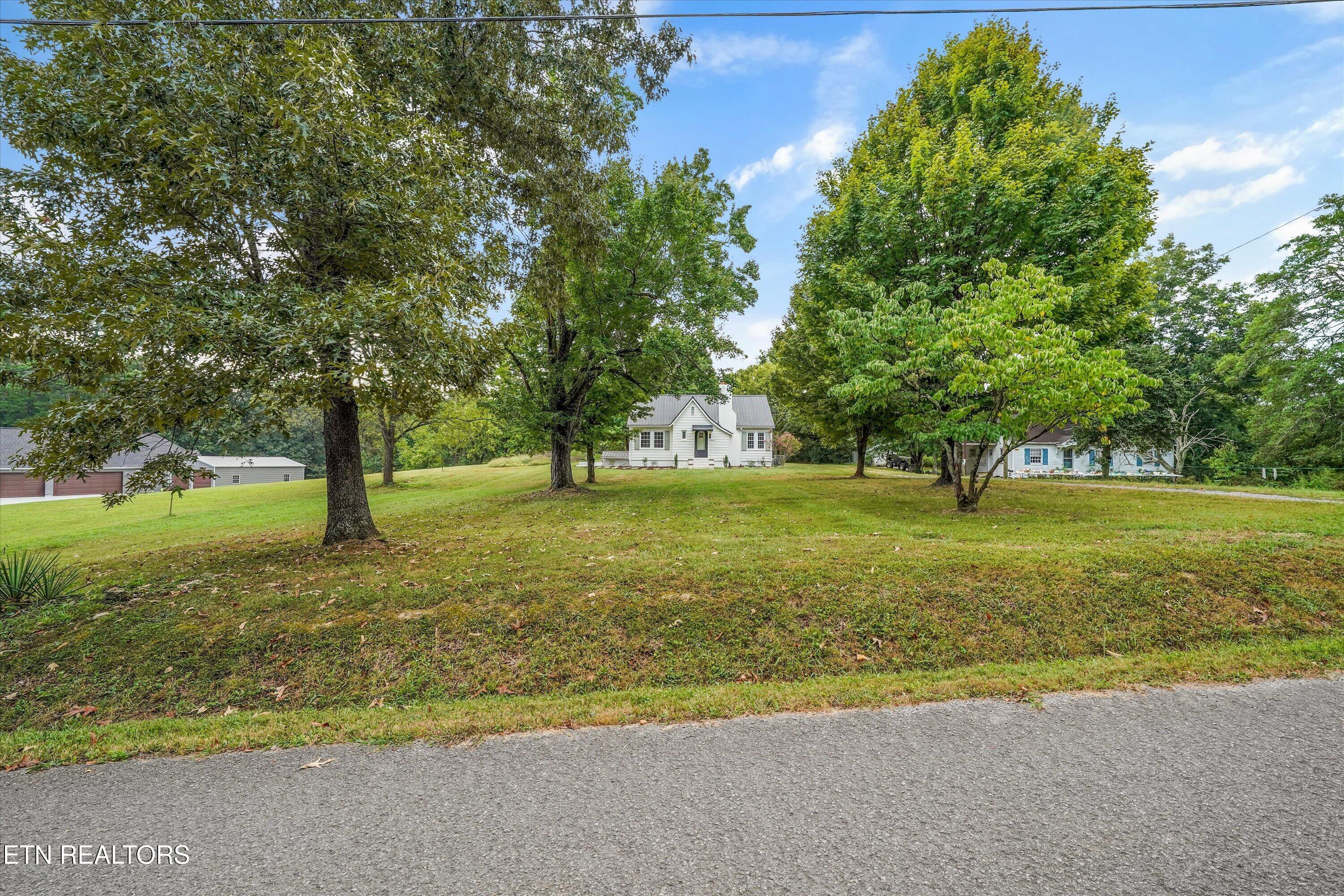 5900 Hyatt Road Knoxville TN 37918