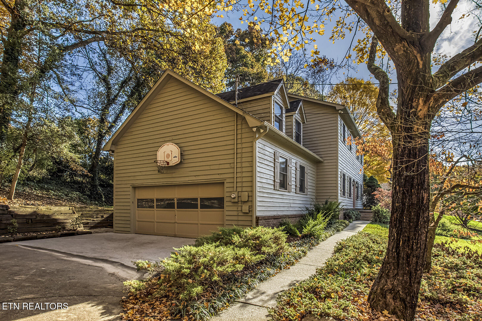 212 Woodland Trace Drive Knoxville TN 37934