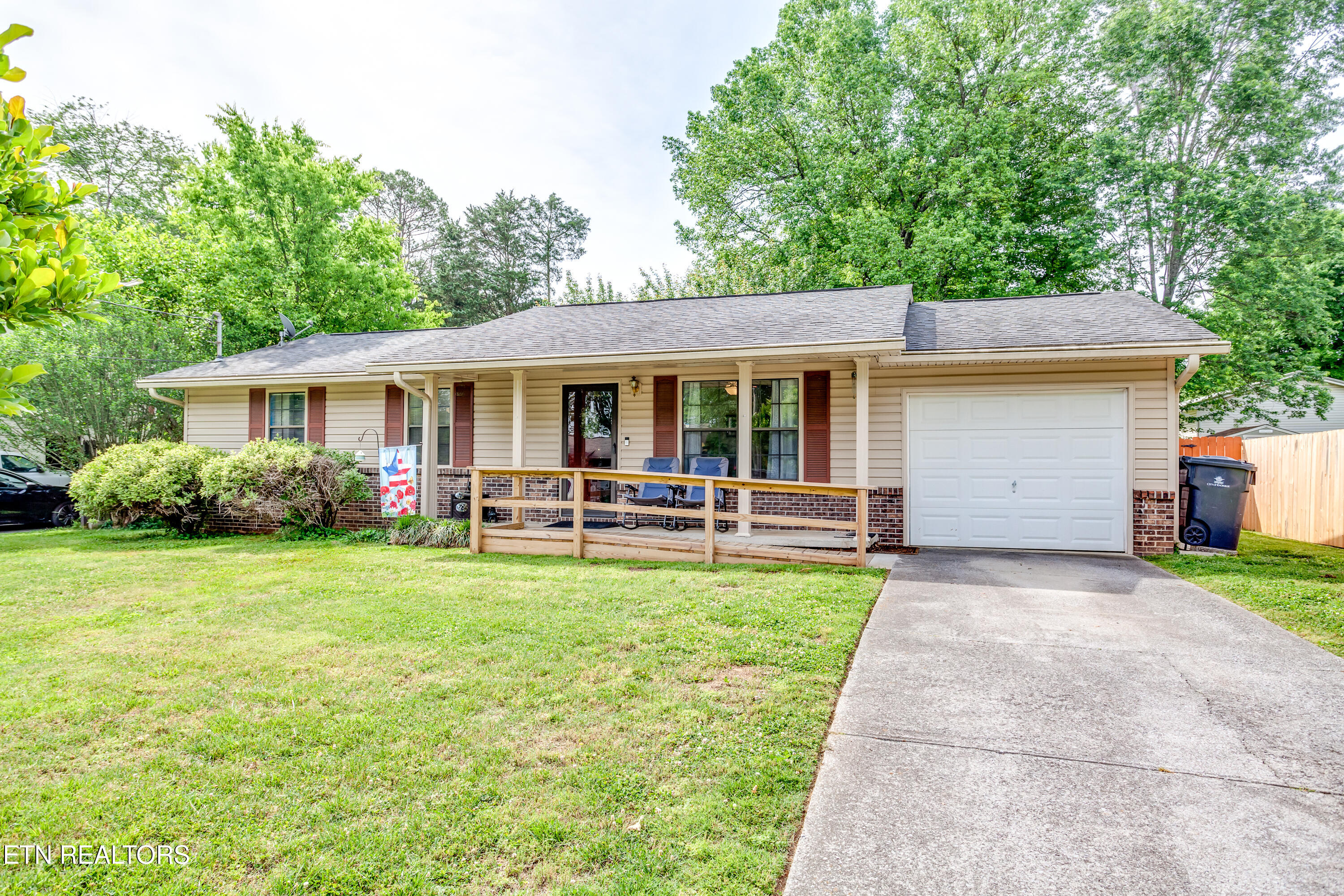 5150 NW Rendava Lane Knoxville TN 37921
