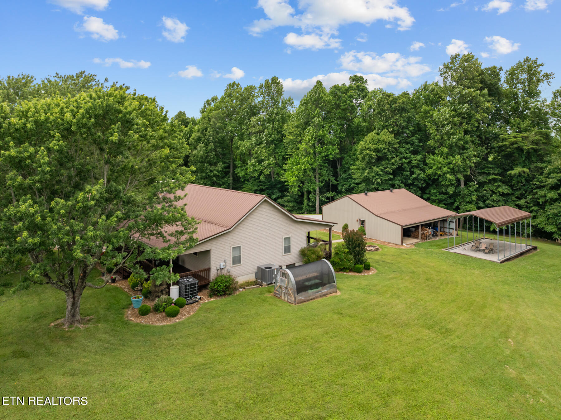 600 Dave Garrett Road Crossville TN 38571