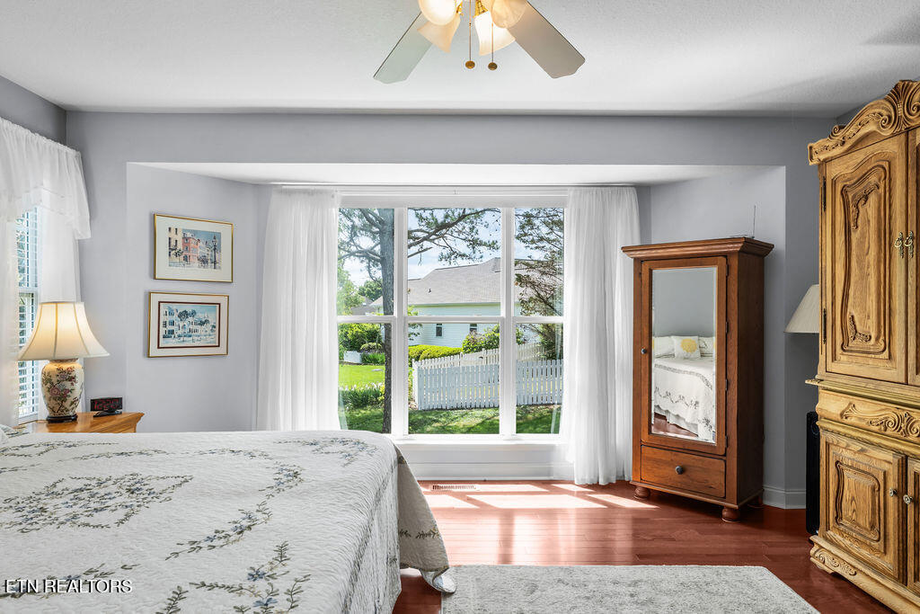176 Amohi Way Loudon TN 37774