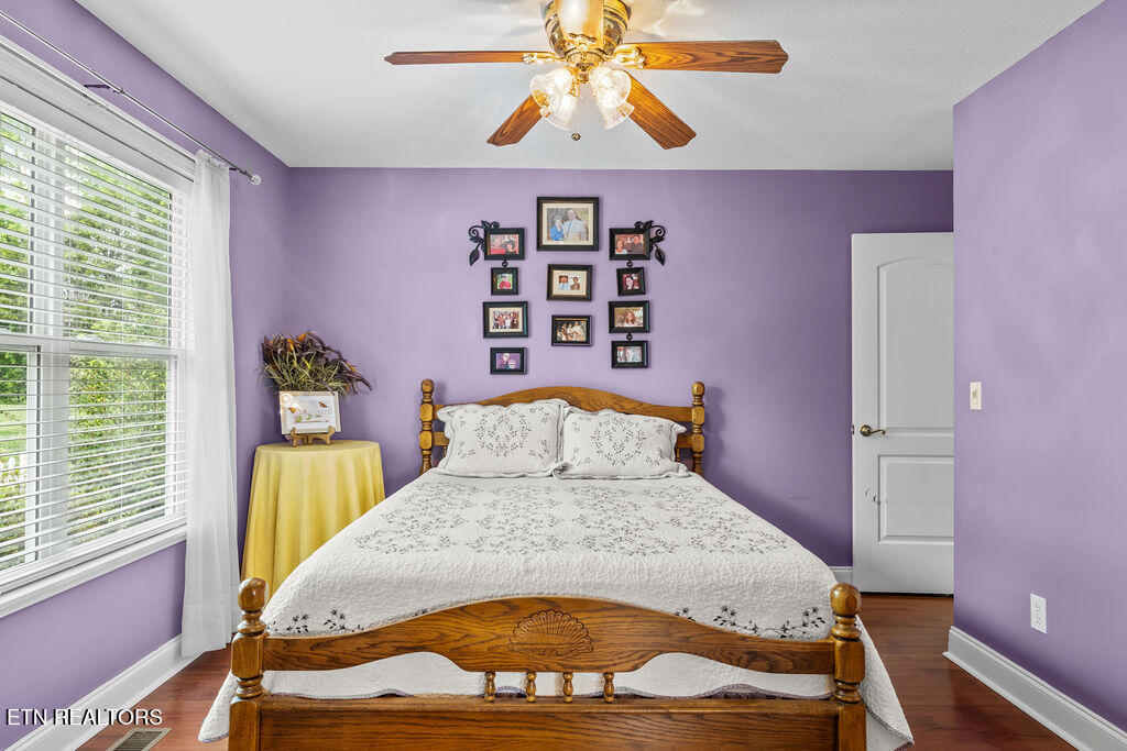 176 Amohi Way Loudon TN 37774