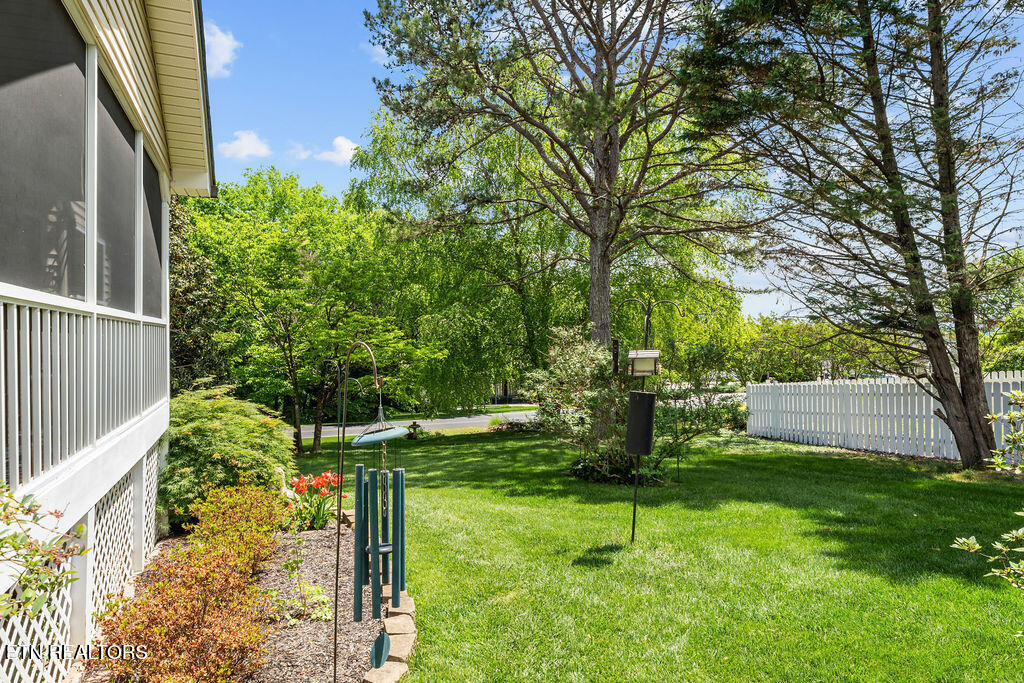 176 Amohi Way Loudon TN 37774