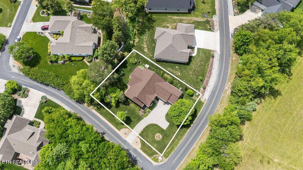 176 Amohi Way Loudon TN 37774