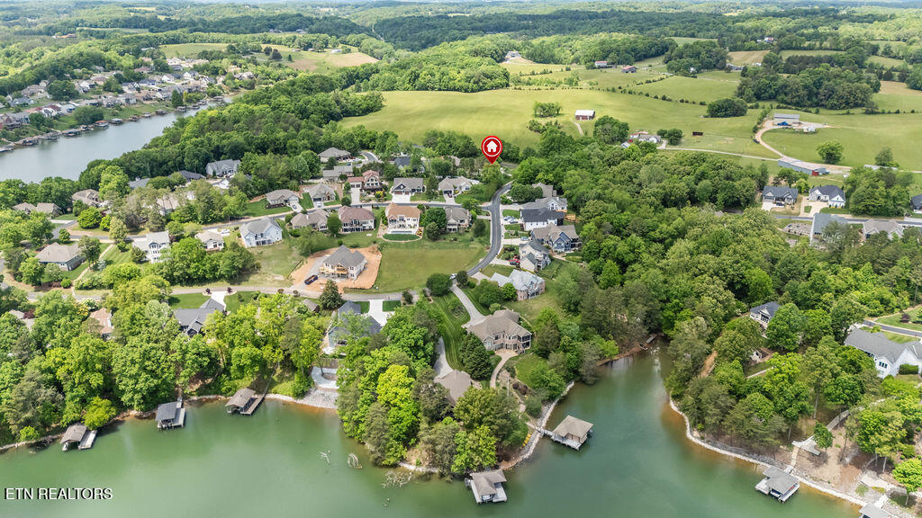 176 Amohi Way Loudon TN 37774
