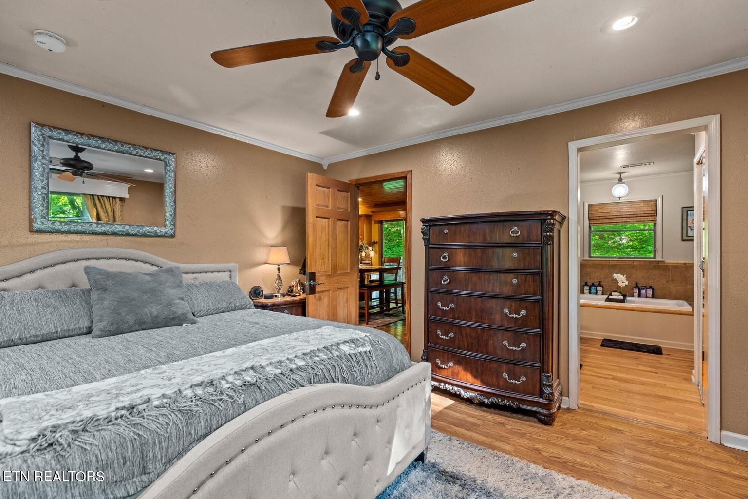 928 E Cross Road Dandridge TN 37725