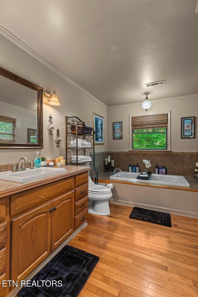 928 E Cross Road Dandridge TN 37725