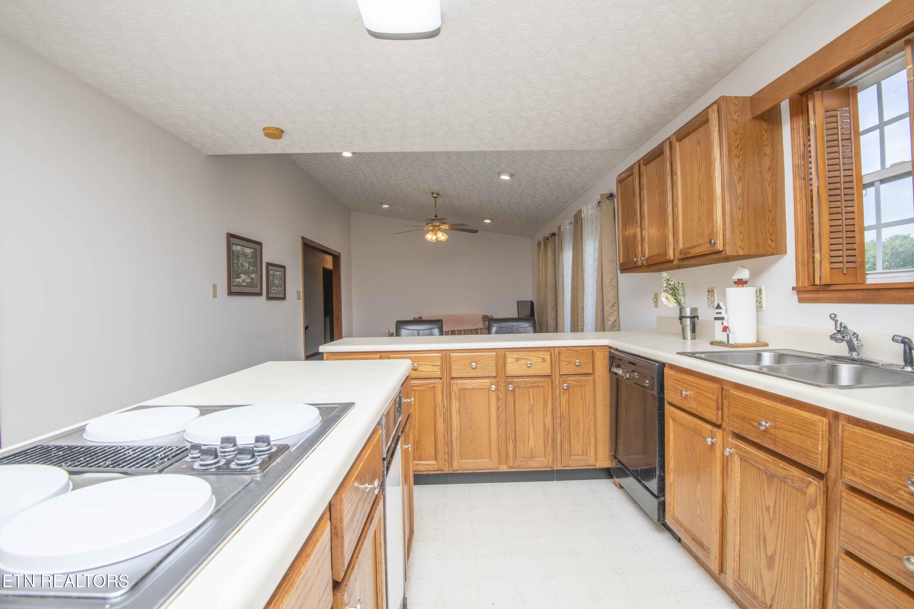 101 Big Valley Road Andersonville TN 37705