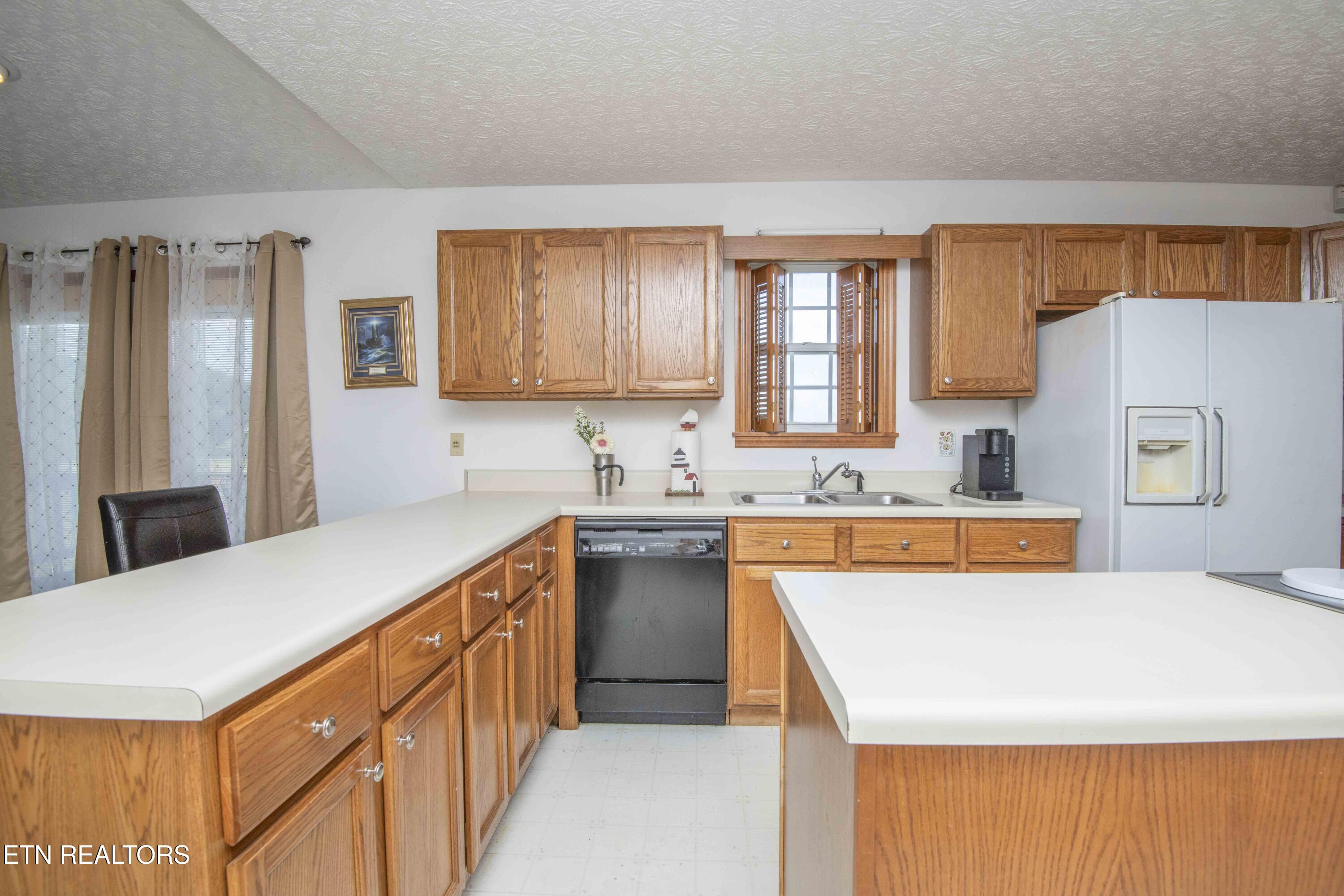 101 Big Valley Road Andersonville TN 37705
