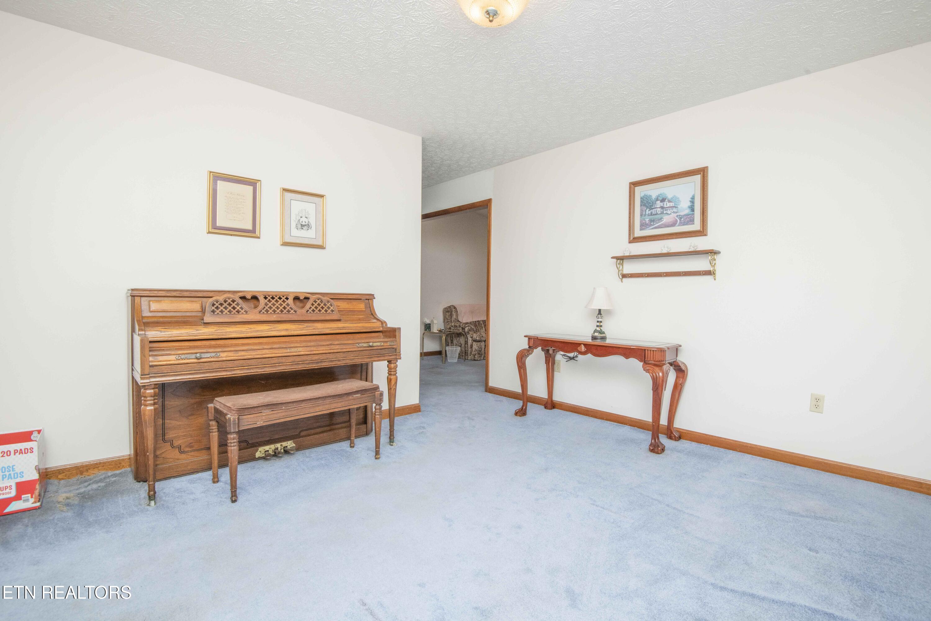 101 Big Valley Road Andersonville TN 37705