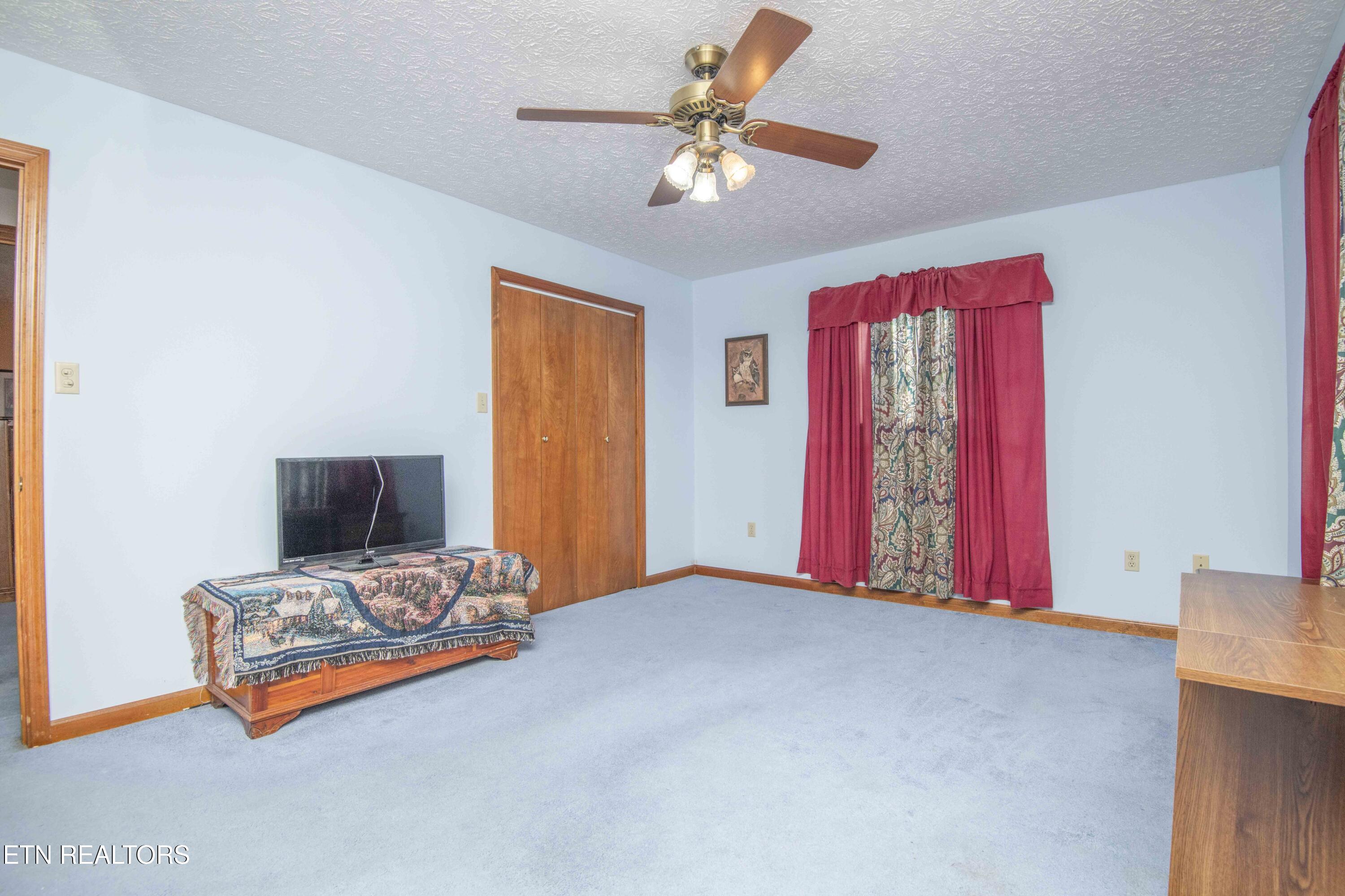 101 Big Valley Road Andersonville TN 37705