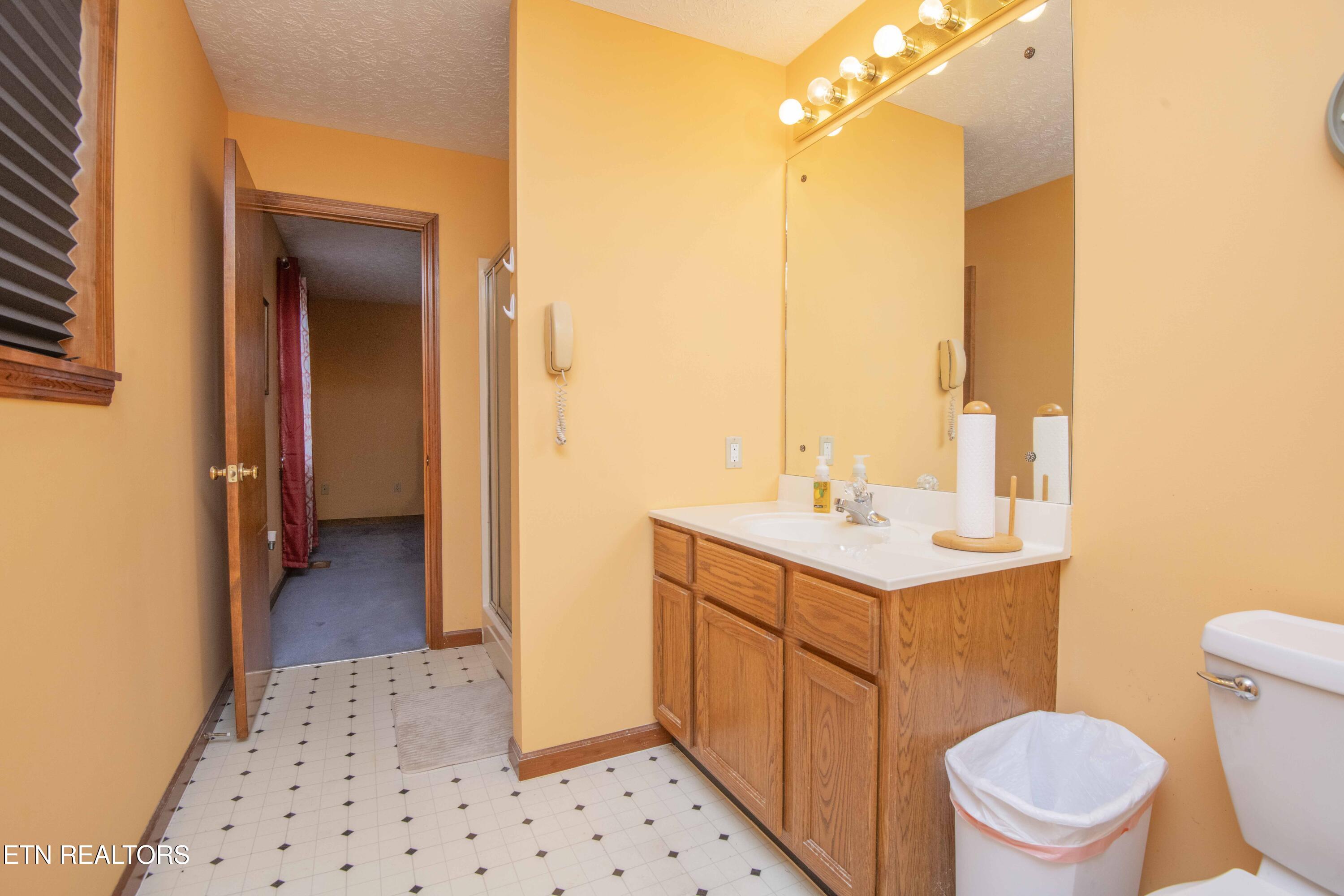 101 Big Valley Road Andersonville TN 37705