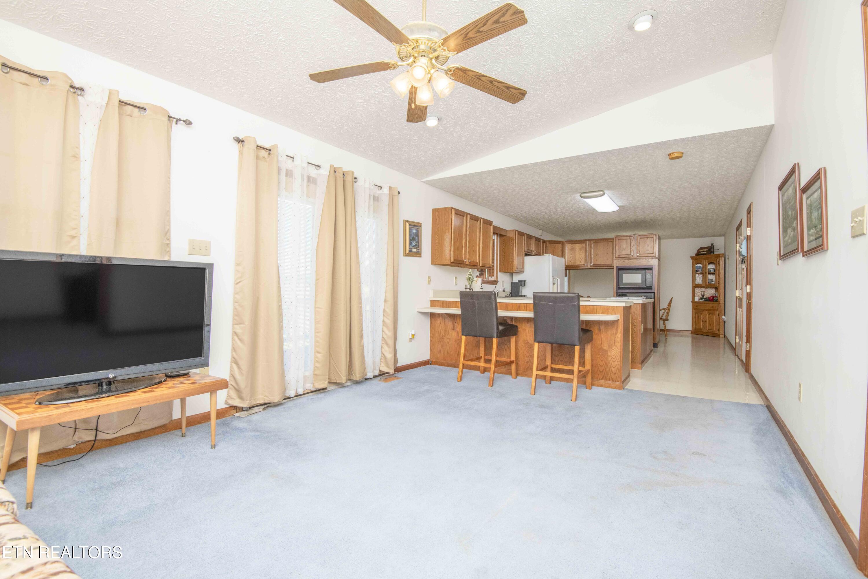 101 Big Valley Road Andersonville TN 37705