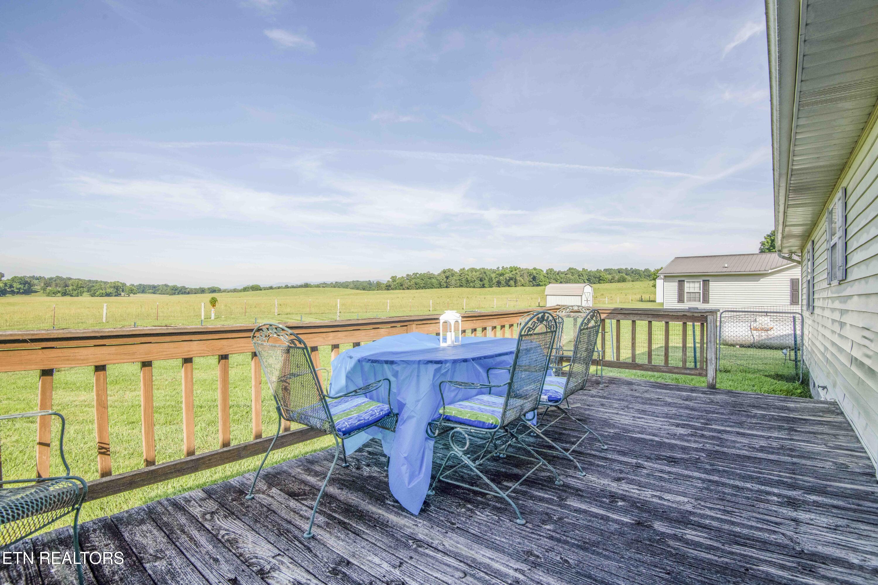 101 Big Valley Road Andersonville TN 37705