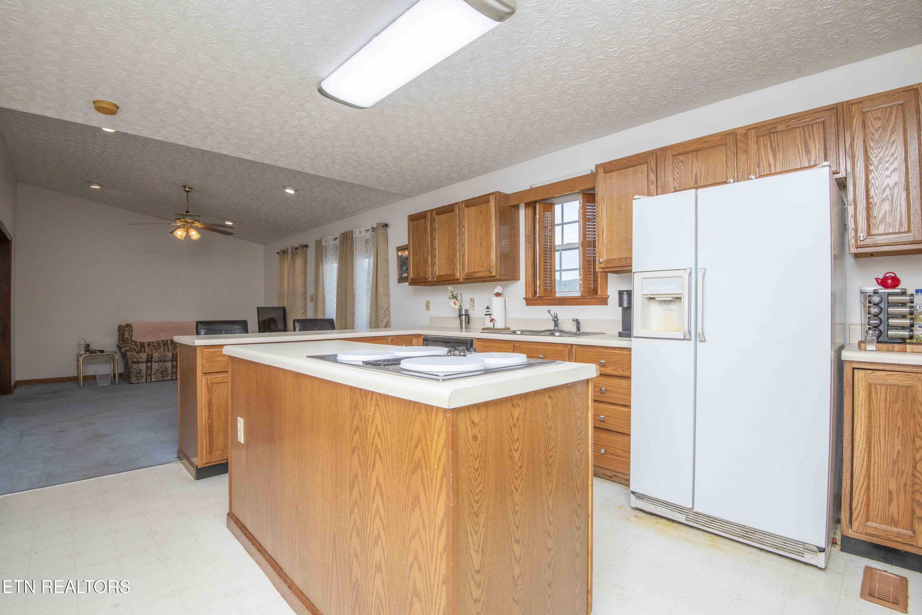 101 Big Valley Road Andersonville TN 37705