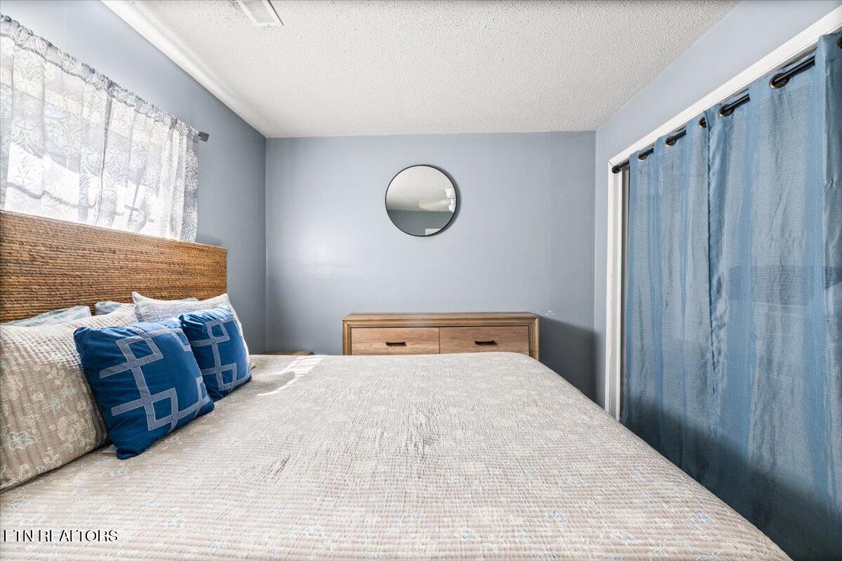 728 Indian River Boat Dock Road Jacksboro TN 37757