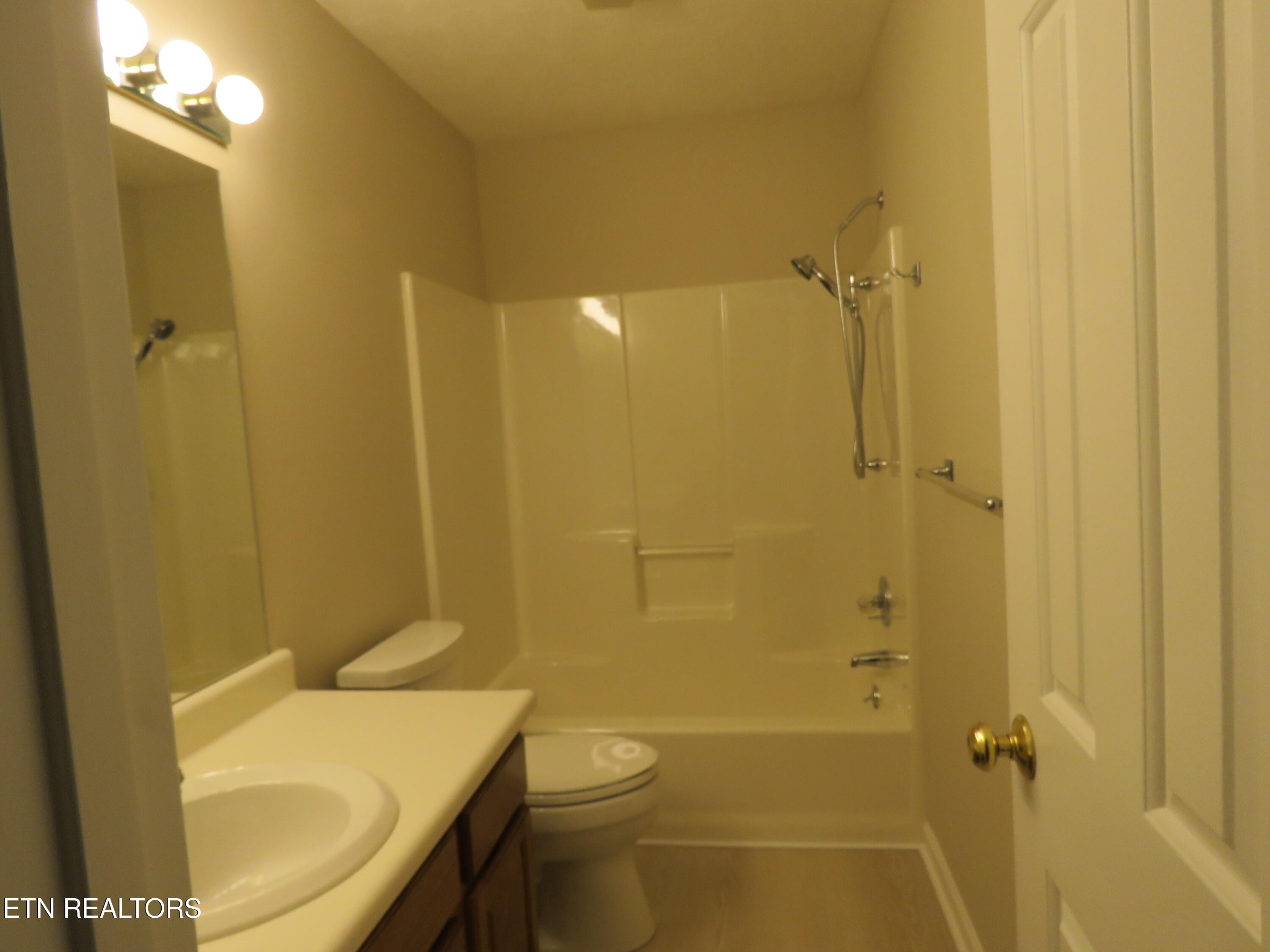1725 Summer Spring Boulevard Knoxville TN 37931