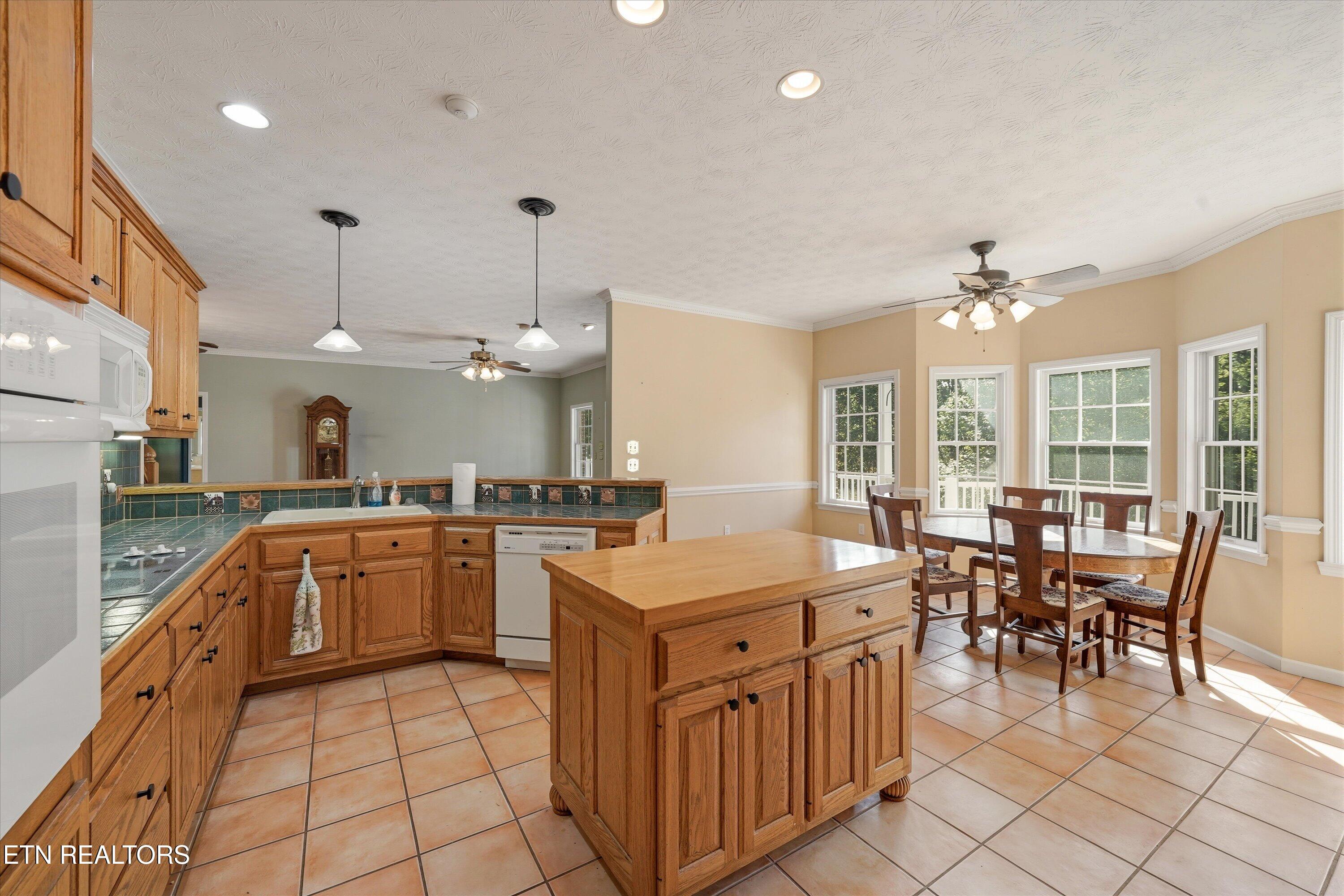2168 Ranch Road Dandridge TN 37725