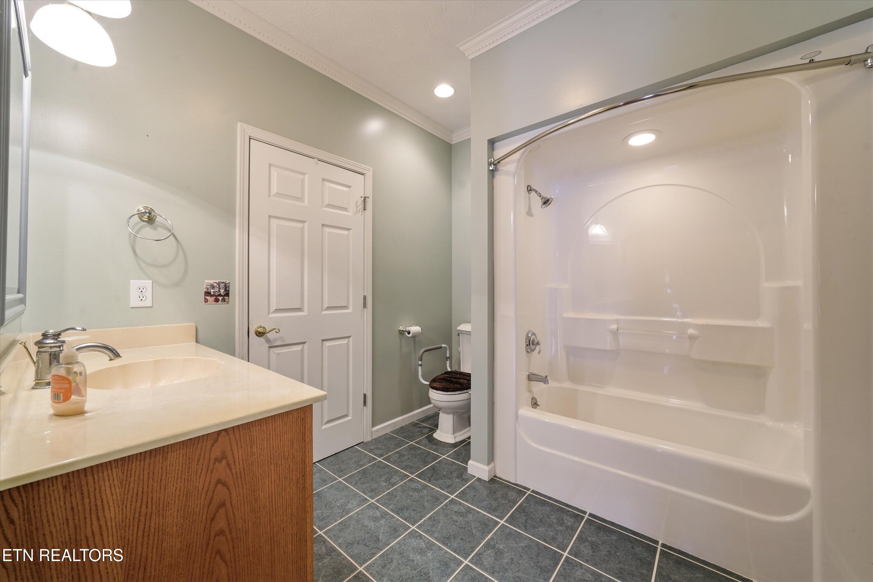 2168 Ranch Road Dandridge TN 37725