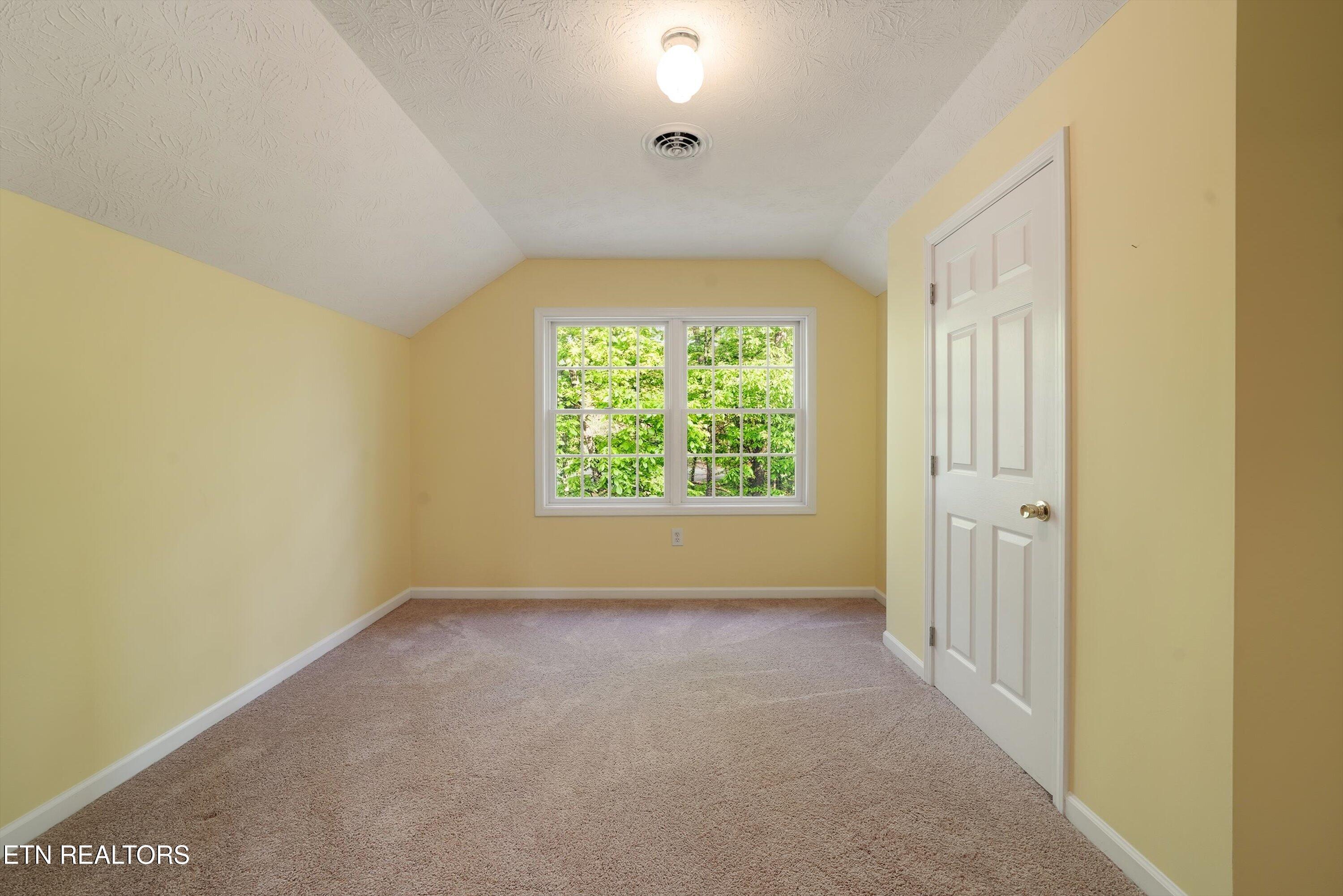 2168 Ranch Road Dandridge TN 37725