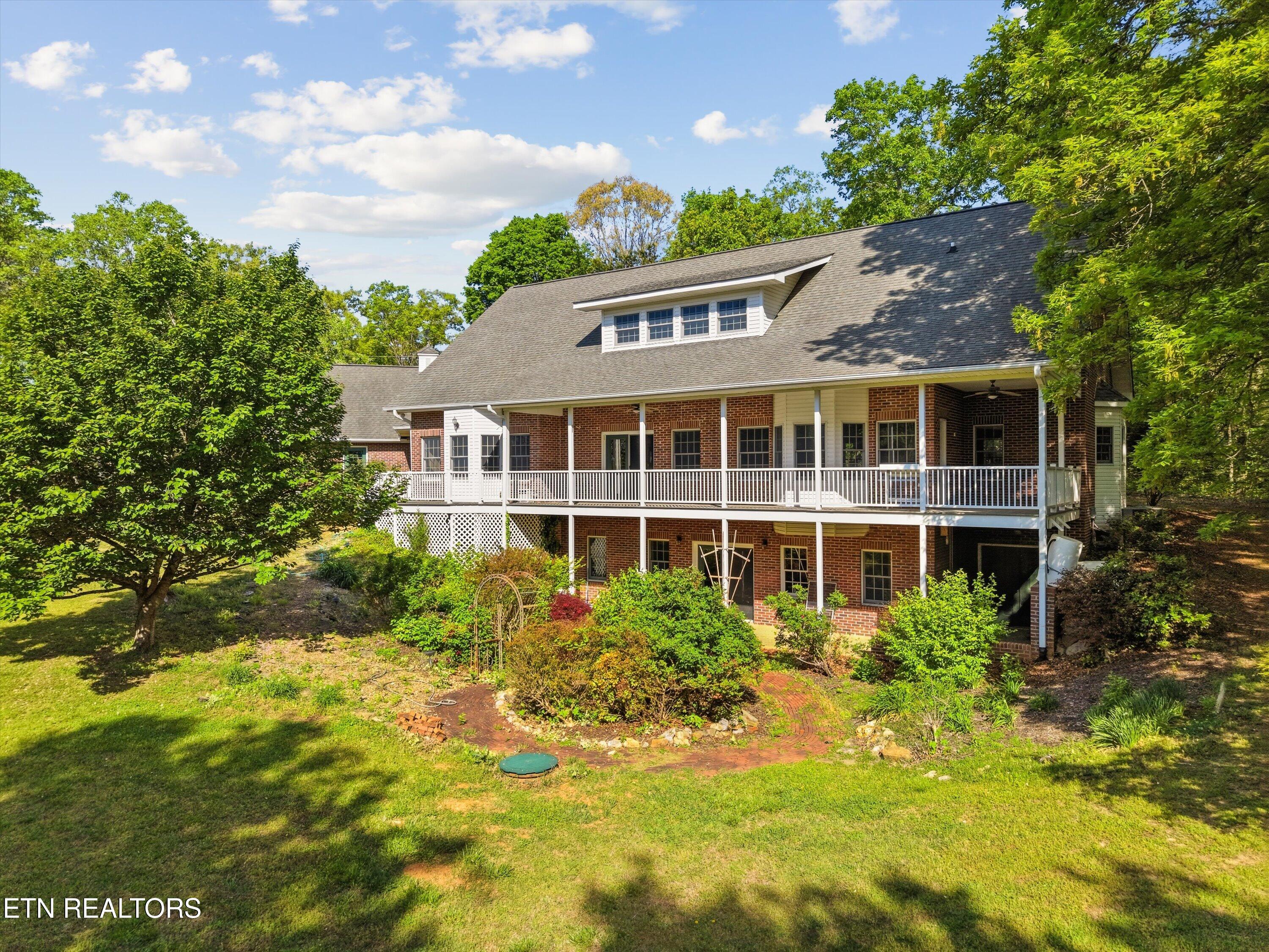 2168 Ranch Road Dandridge TN 37725