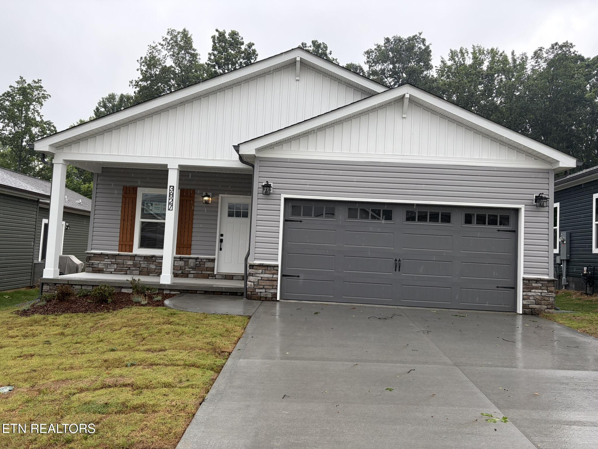 3827 Crimson Clover Lane Knoxville TN 37924