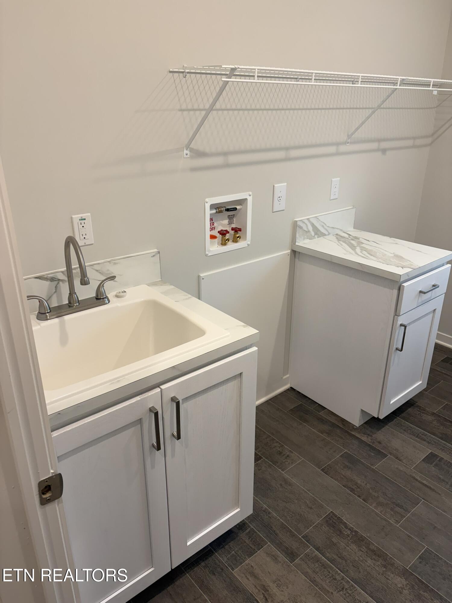 3827 Crimson Clover Lane Knoxville TN 37924