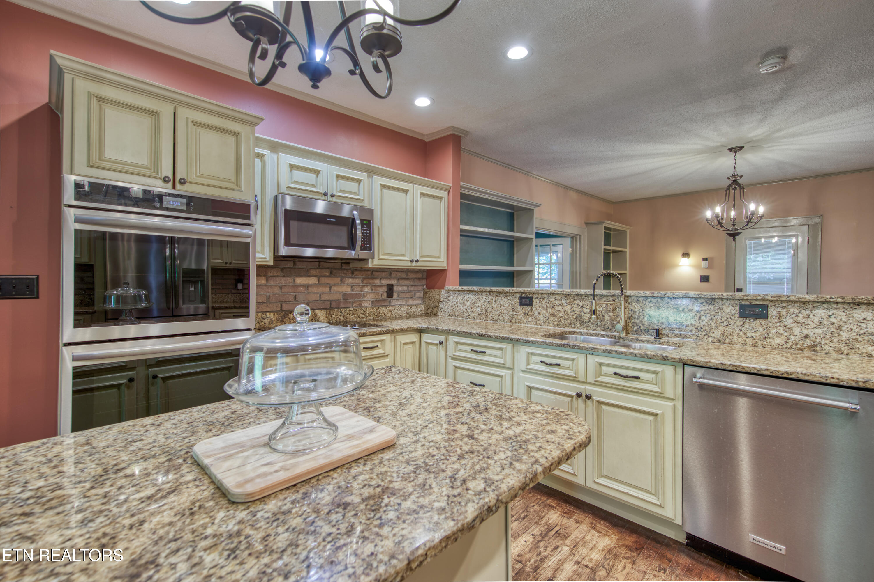 2624 Delrose Drive Knoxville TN 37914
