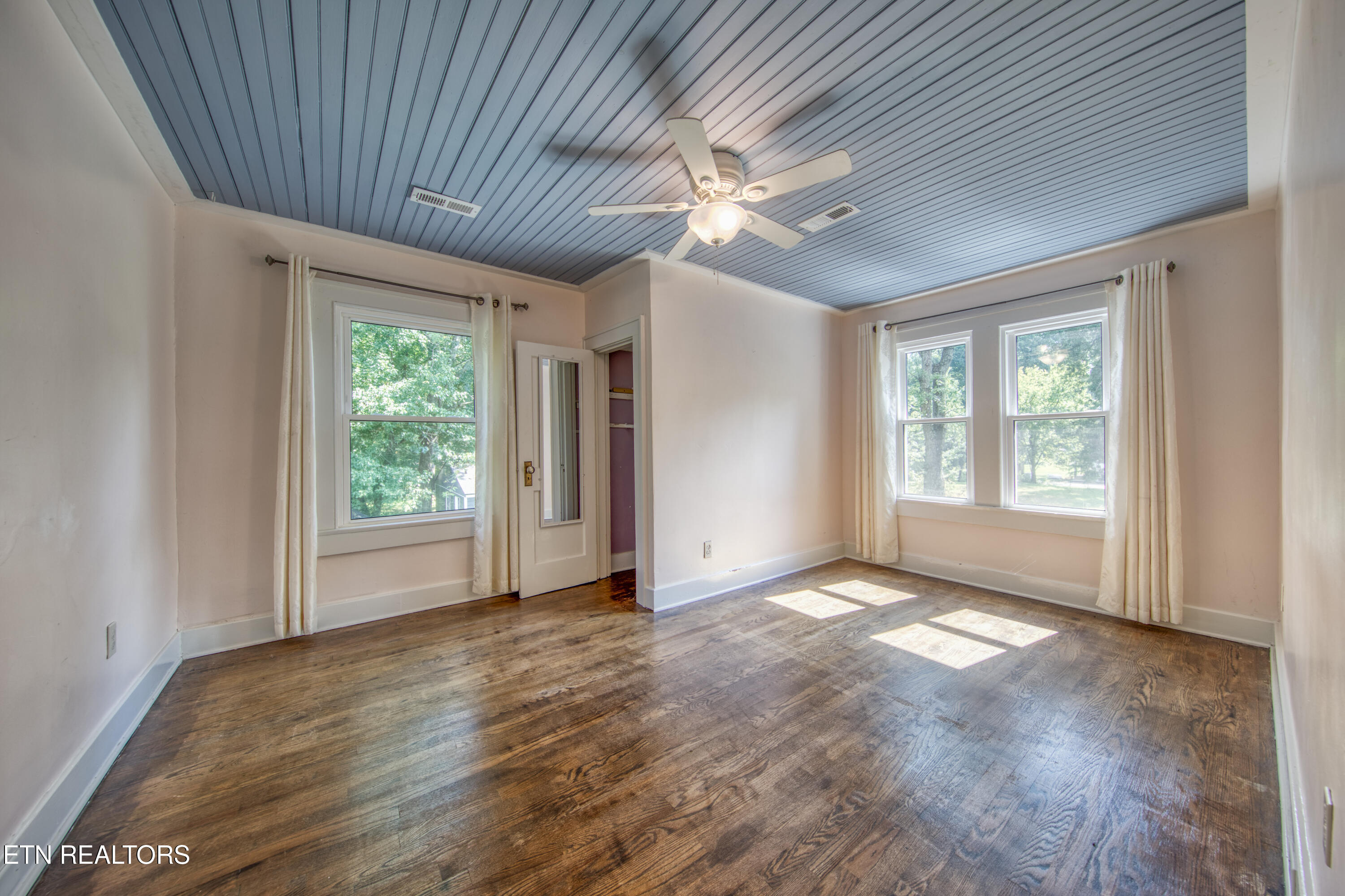 2624 Delrose Drive Knoxville TN 37914