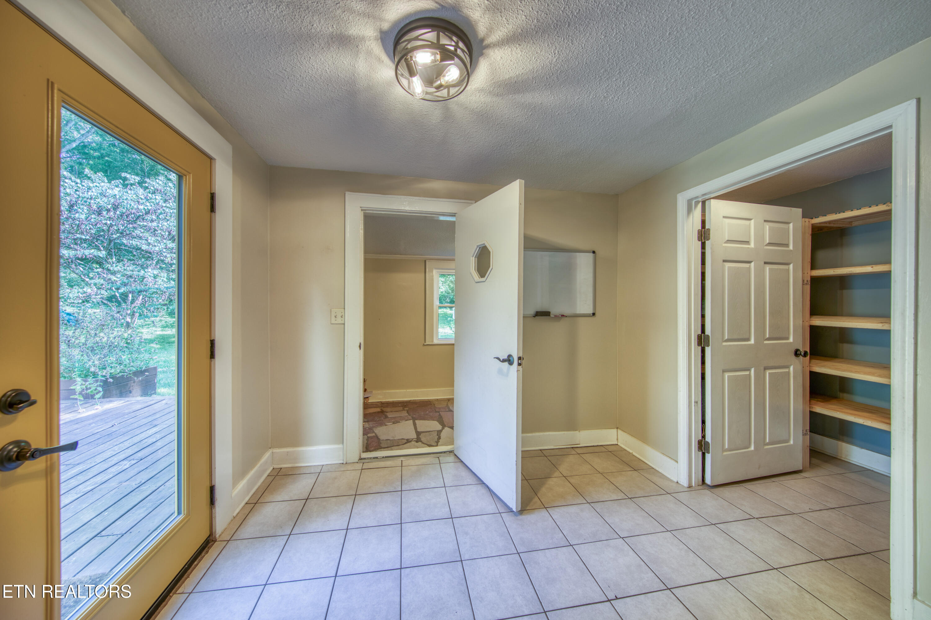 2624 Delrose Drive Knoxville TN 37914