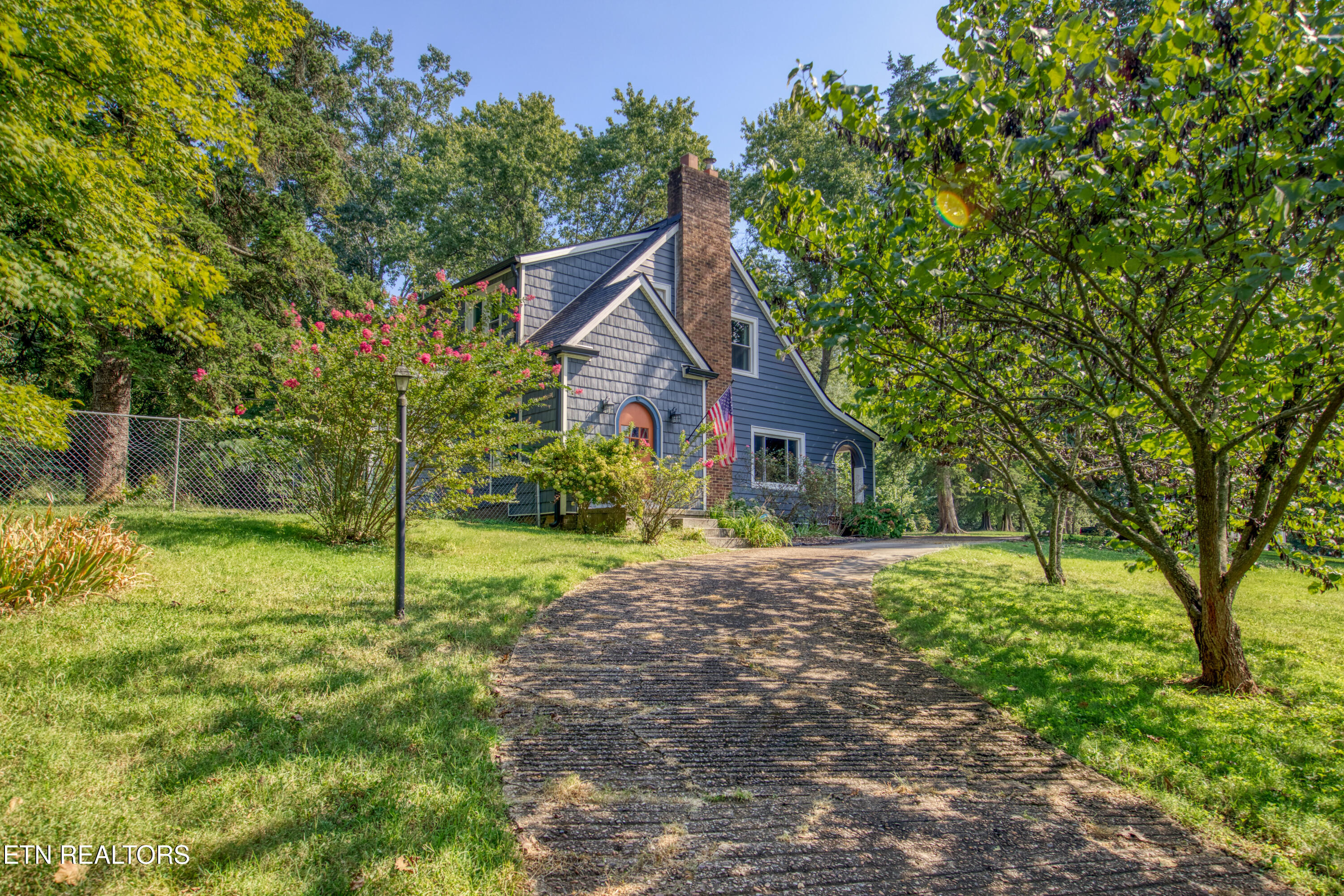 2624 Delrose Drive Knoxville TN 37914