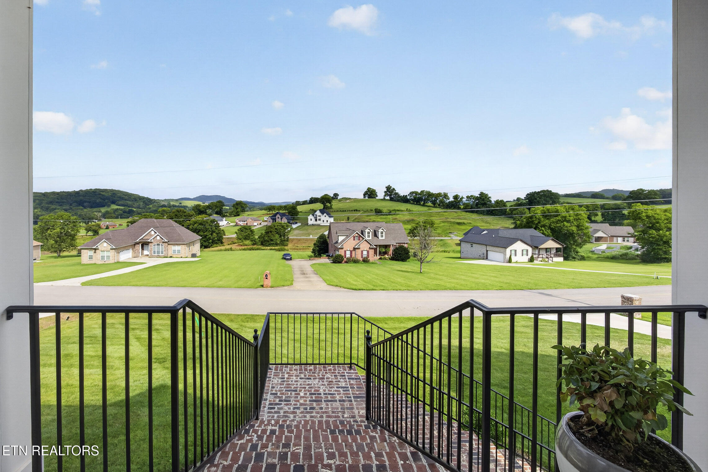 545 Bridle Path Lane Hartsville TN 37074