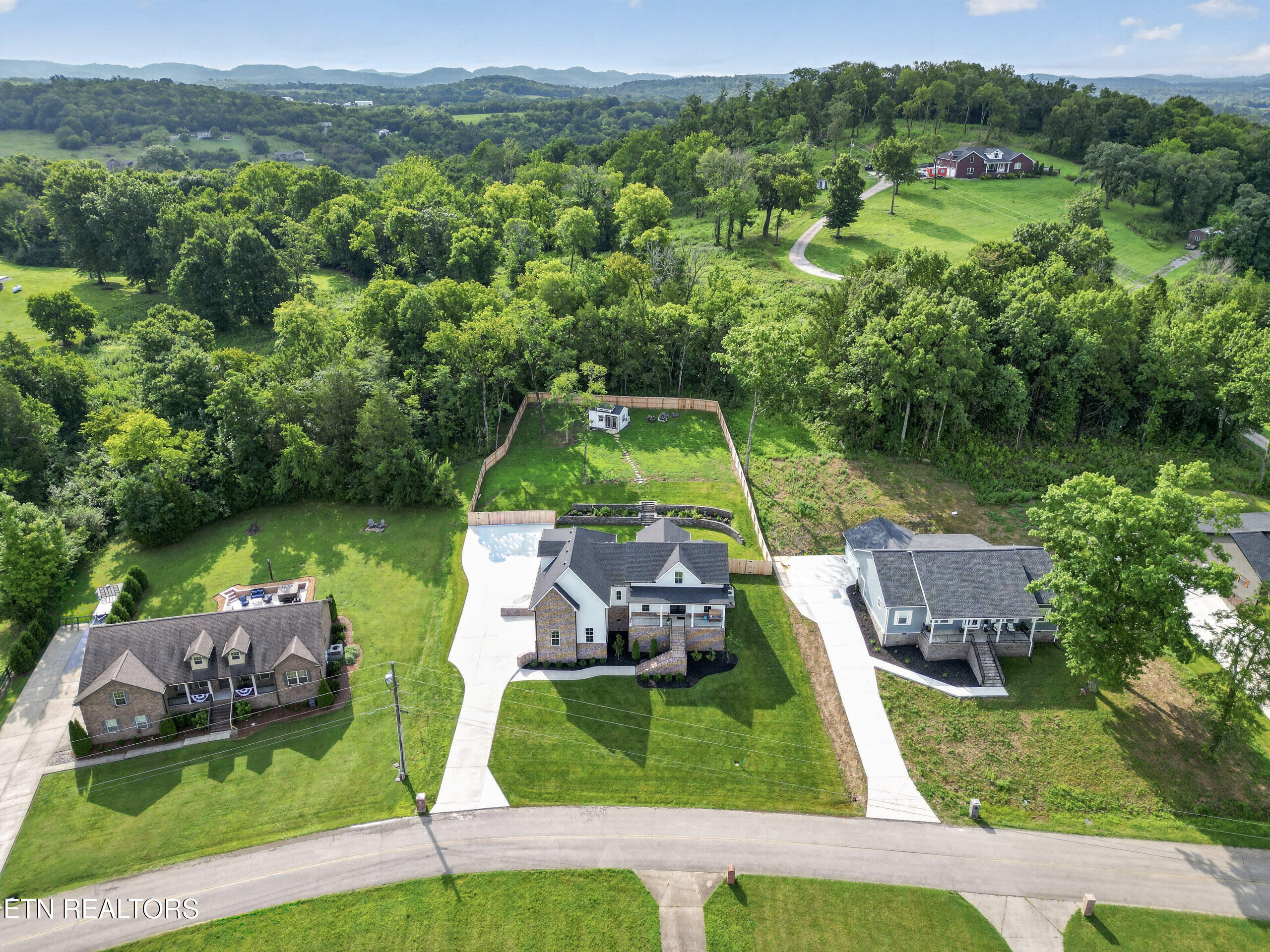 545 Bridle Path Lane Hartsville TN 37074