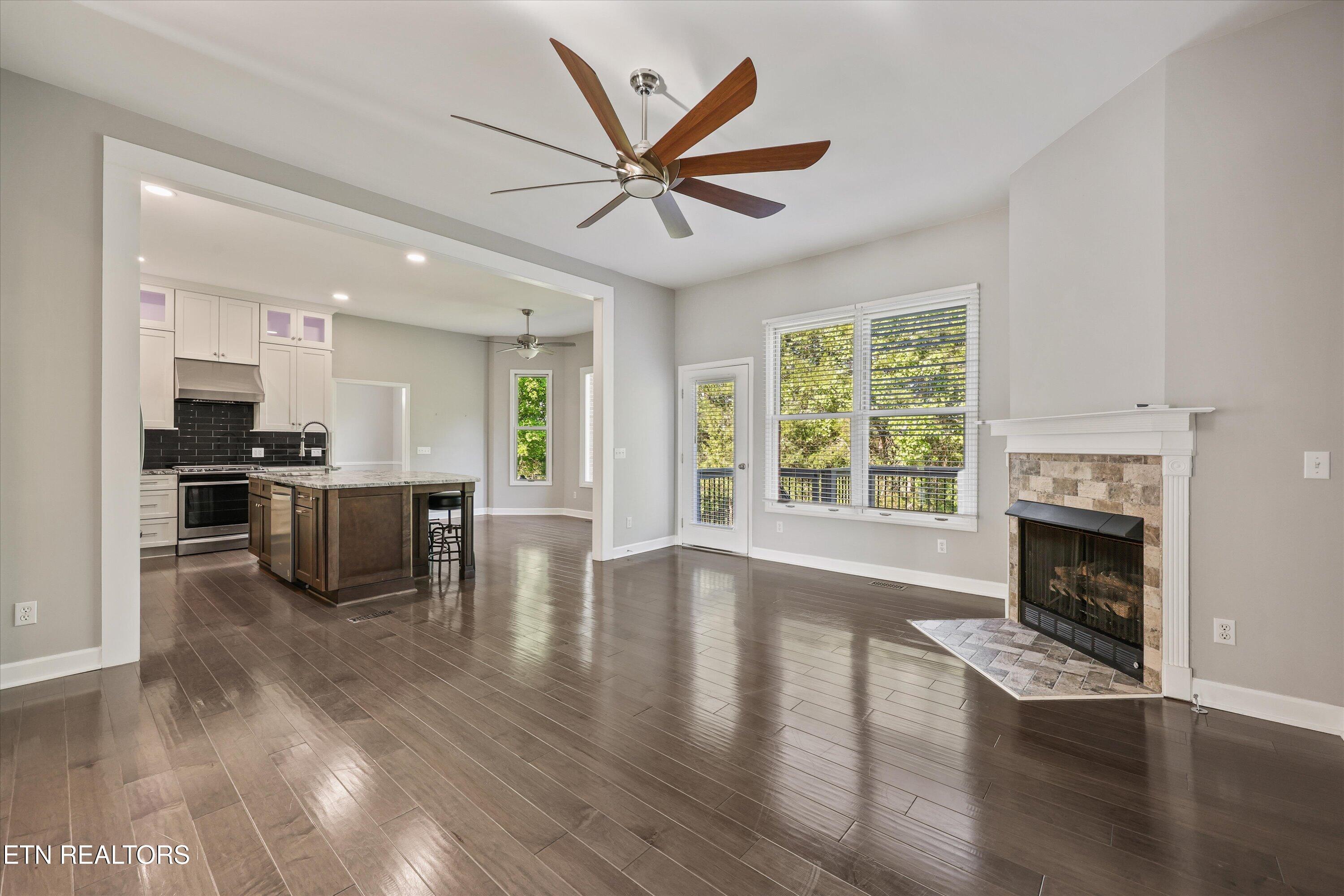 3962 Logans Landing Circle Louisville TN 37777