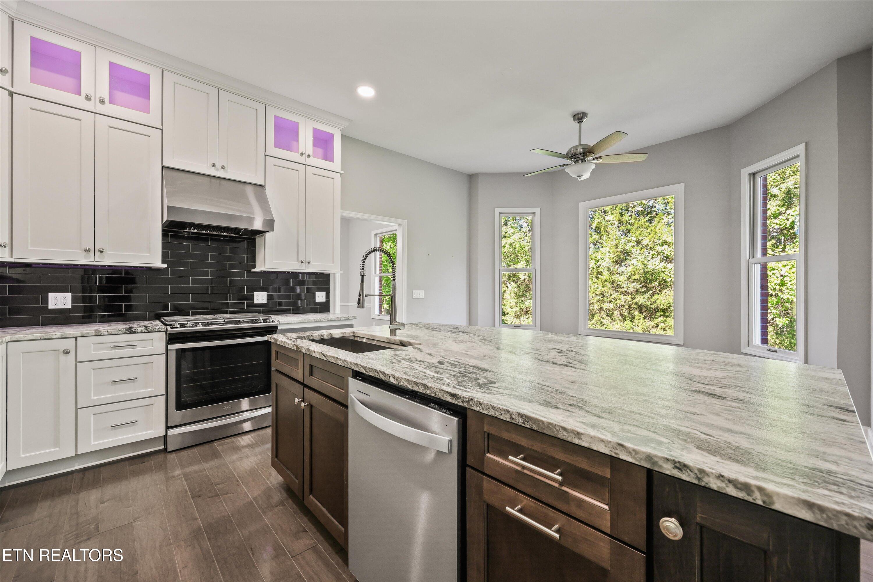 3962 Logans Landing Circle Louisville TN 37777