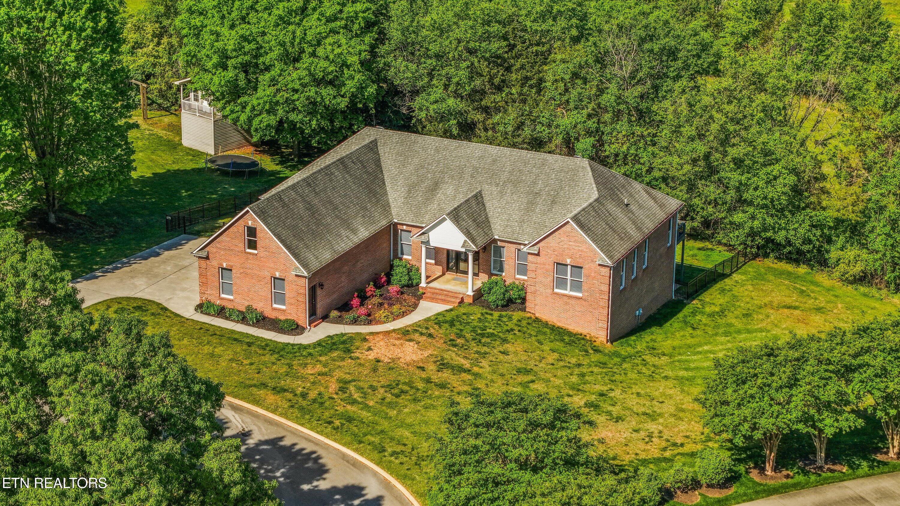 3962 Logans Landing Circle Louisville TN 37777