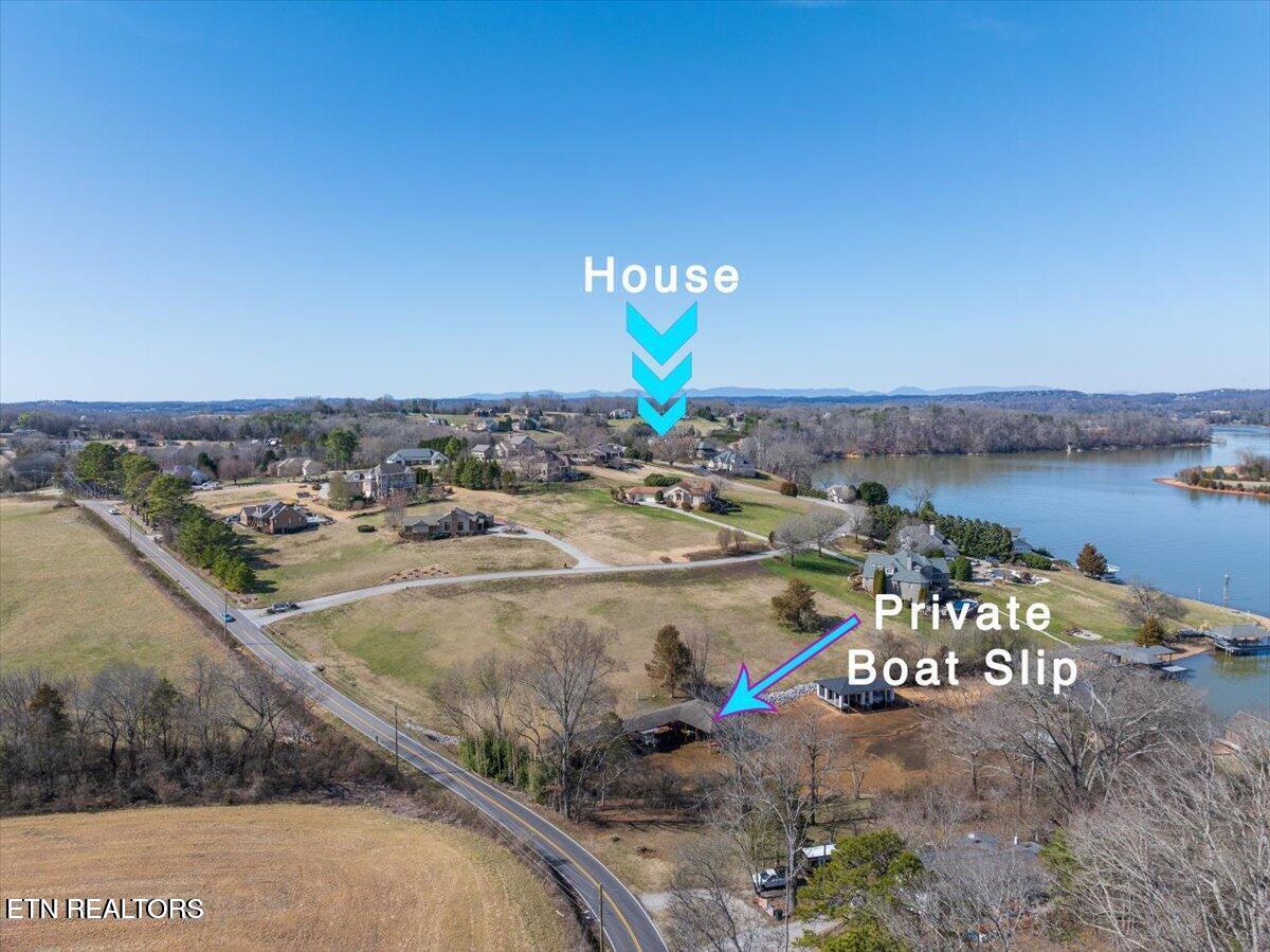 3962 Logans Landing Circle Louisville TN 37777