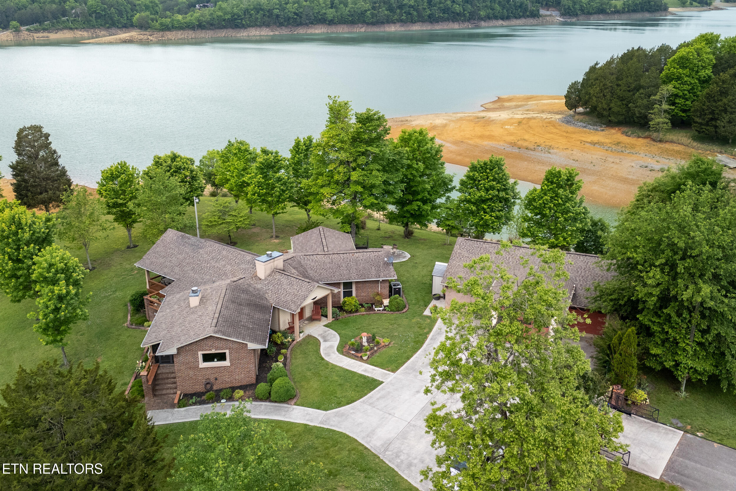 901 Lake Smoky Road Sevierville TN 37876