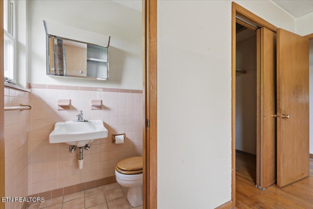 4312 Comet Lane Knoxville TN 37914
